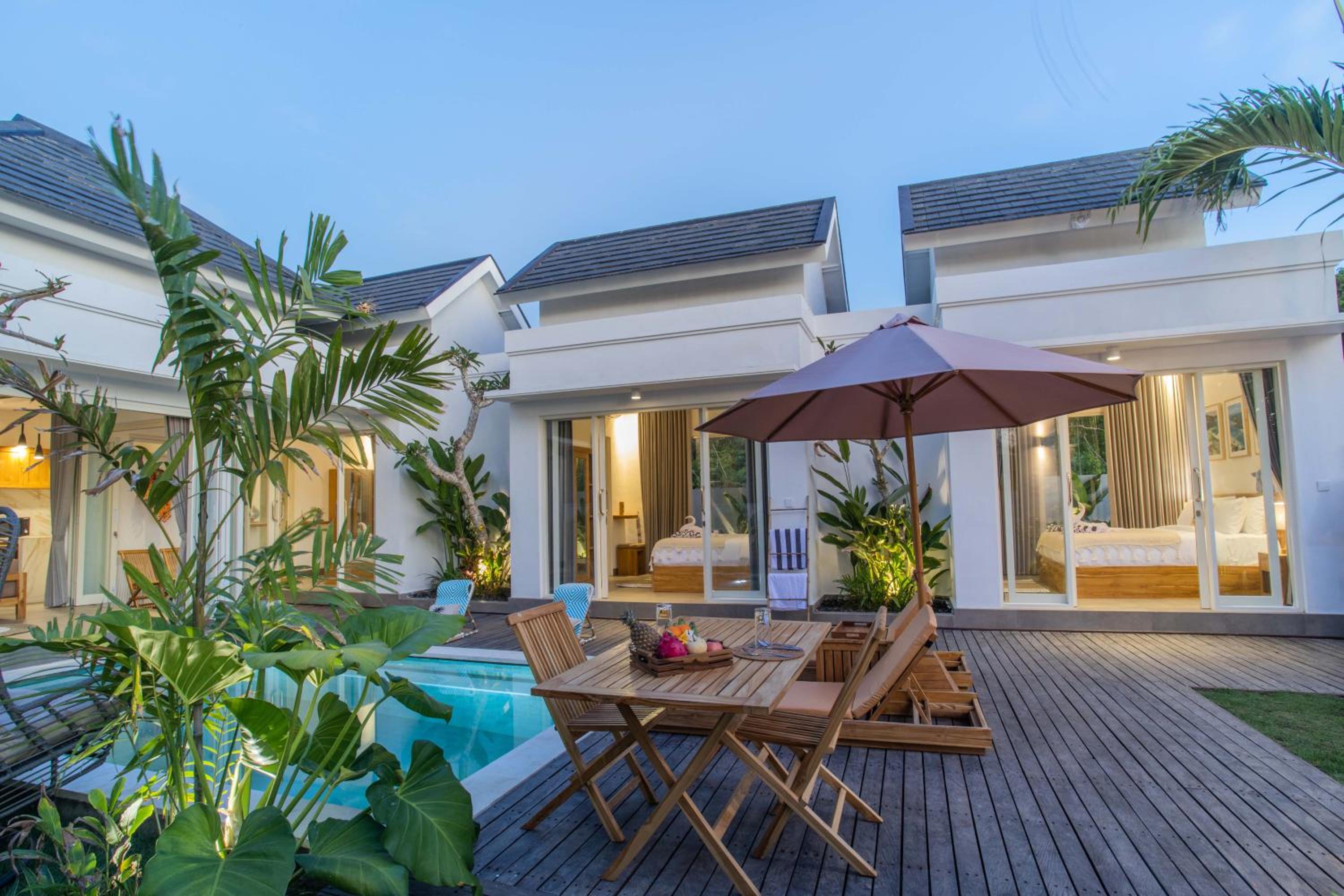 Alas Villa - 3 Bedrooms Private Pool Villas