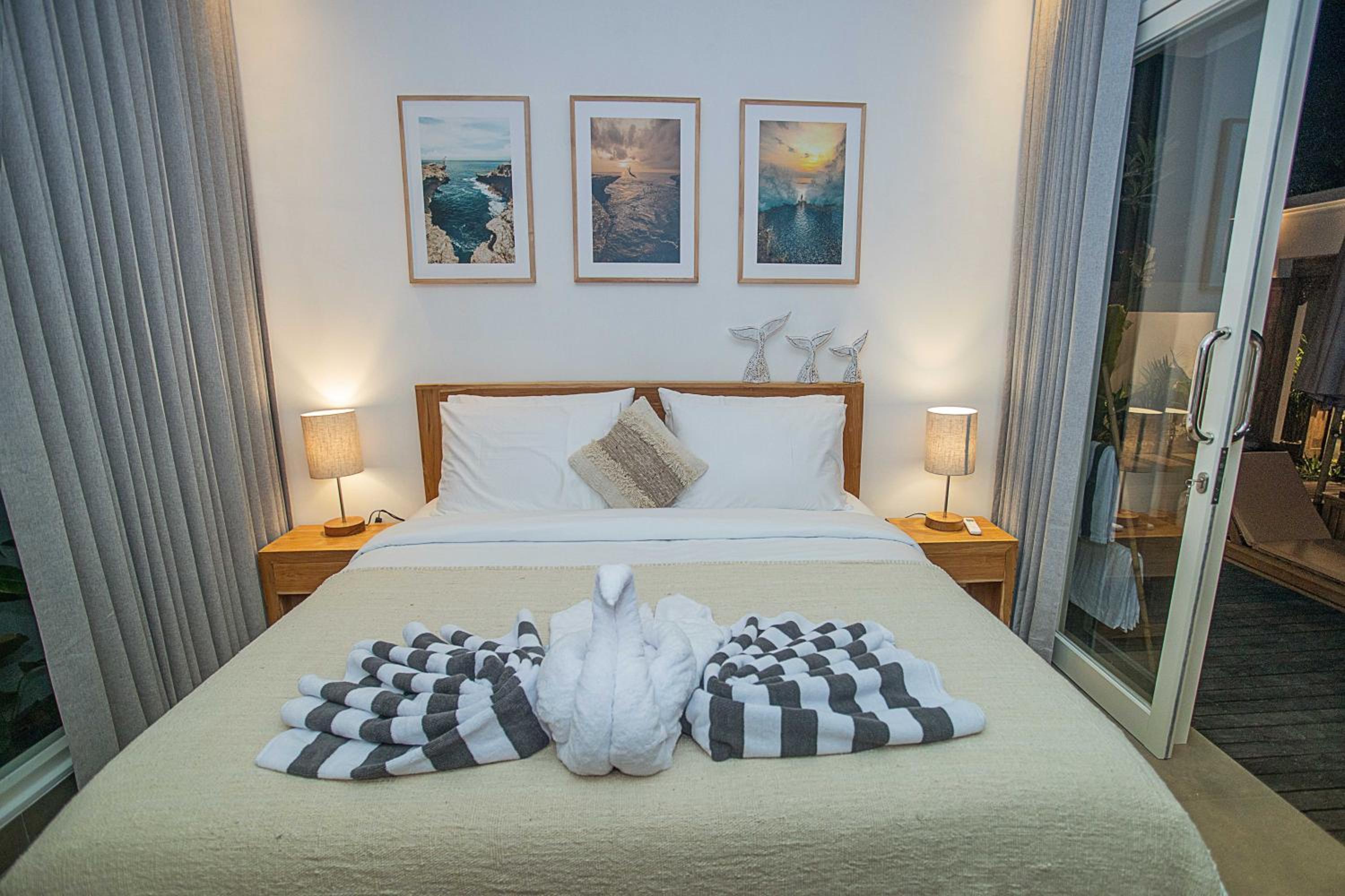 Alas Villa - 3 Bedrooms Private Pool Villas