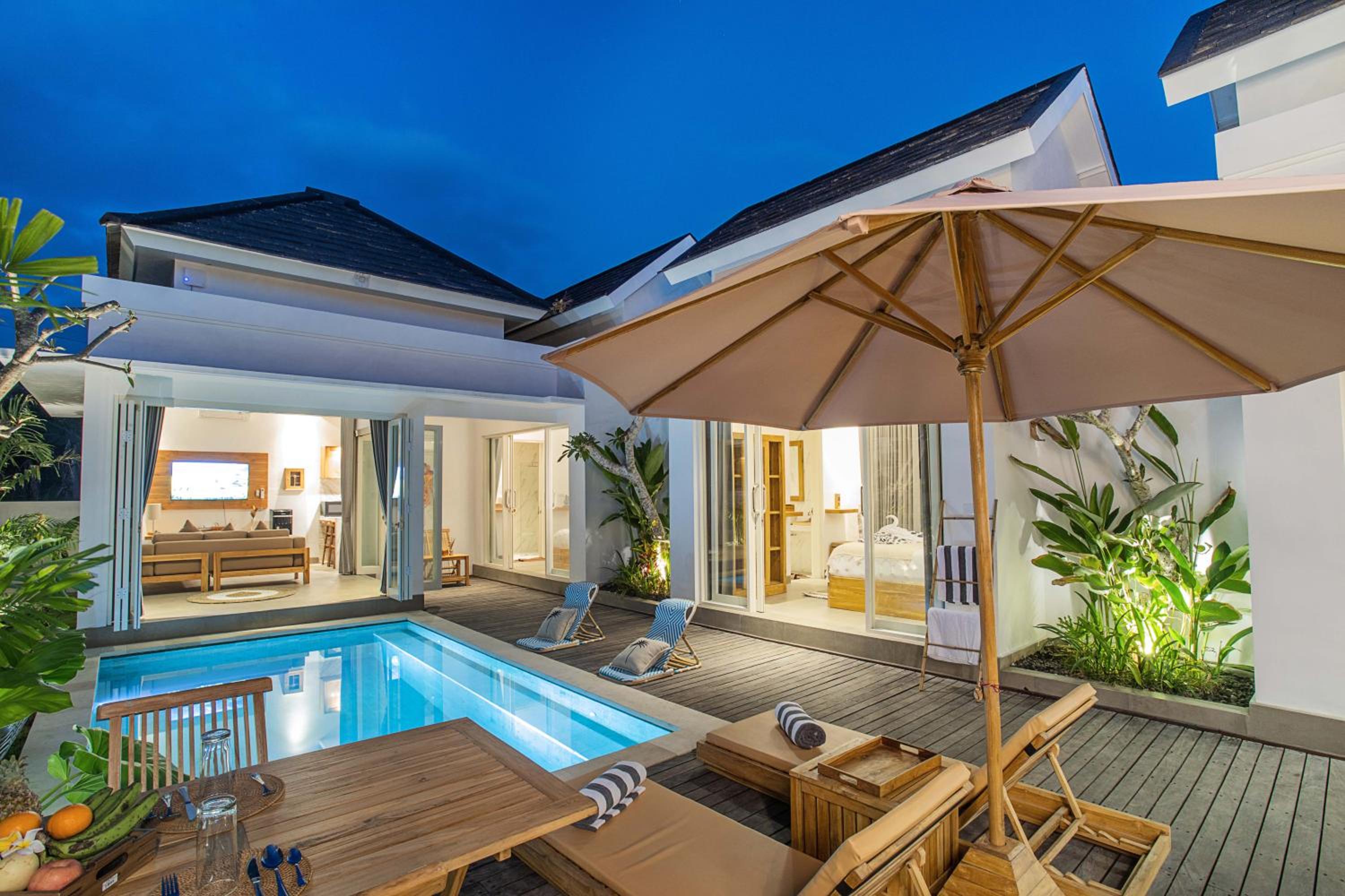 Alas Villa - 3 Bedrooms Private Pool Villas