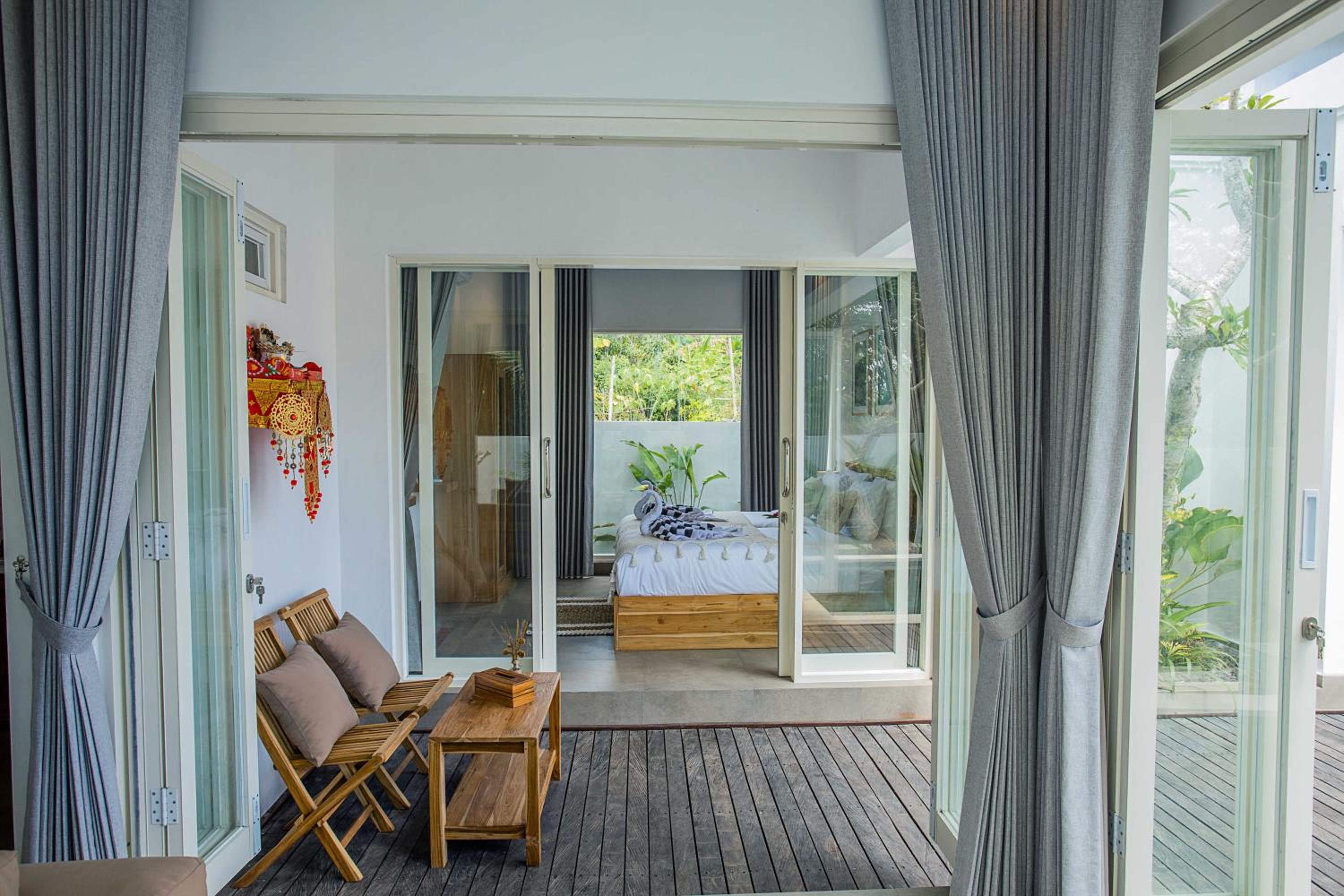 Alas Villa - 3 Bedrooms Private Pool Villas