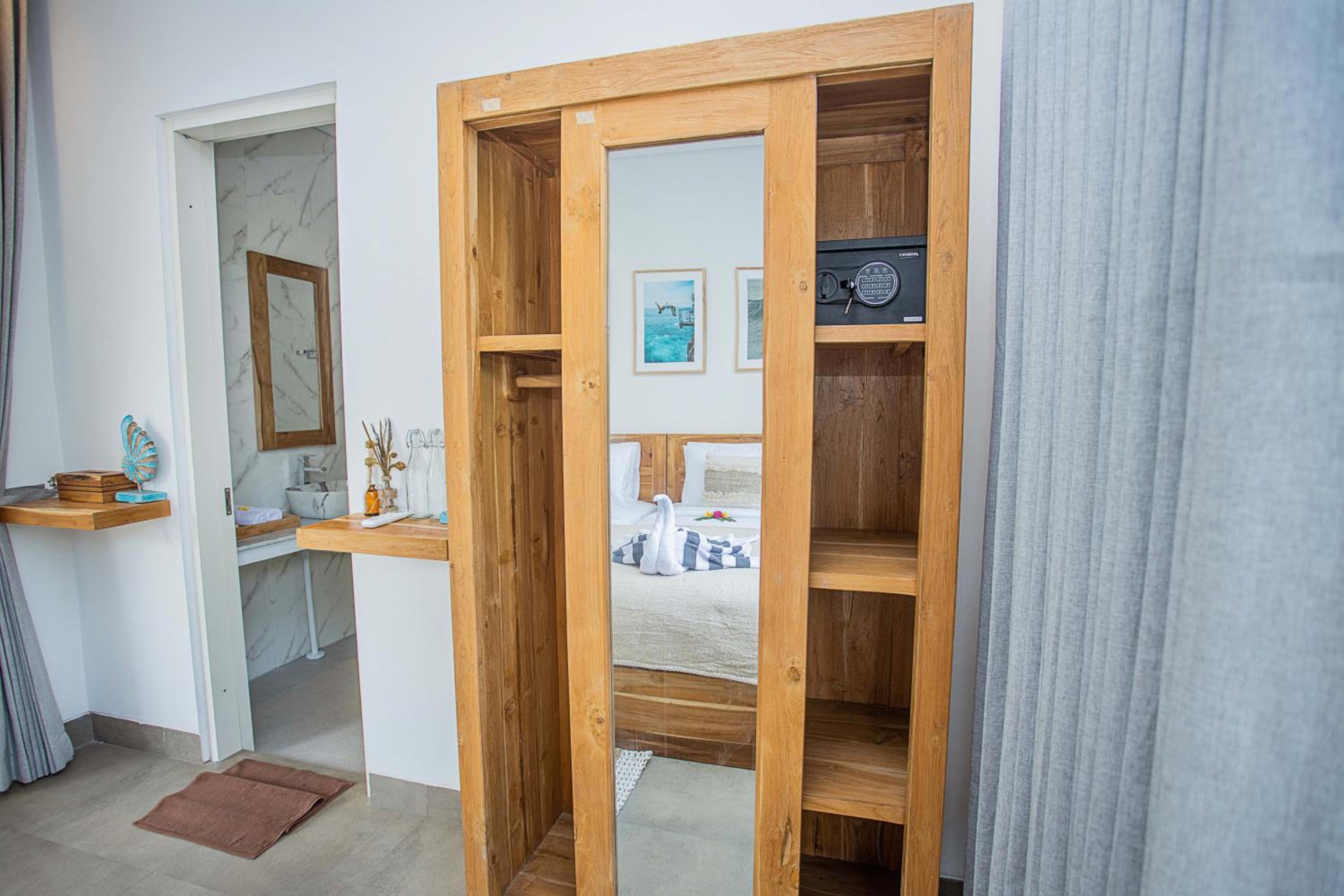 Alas Villa - 3 Bedrooms Private Pool Villas
