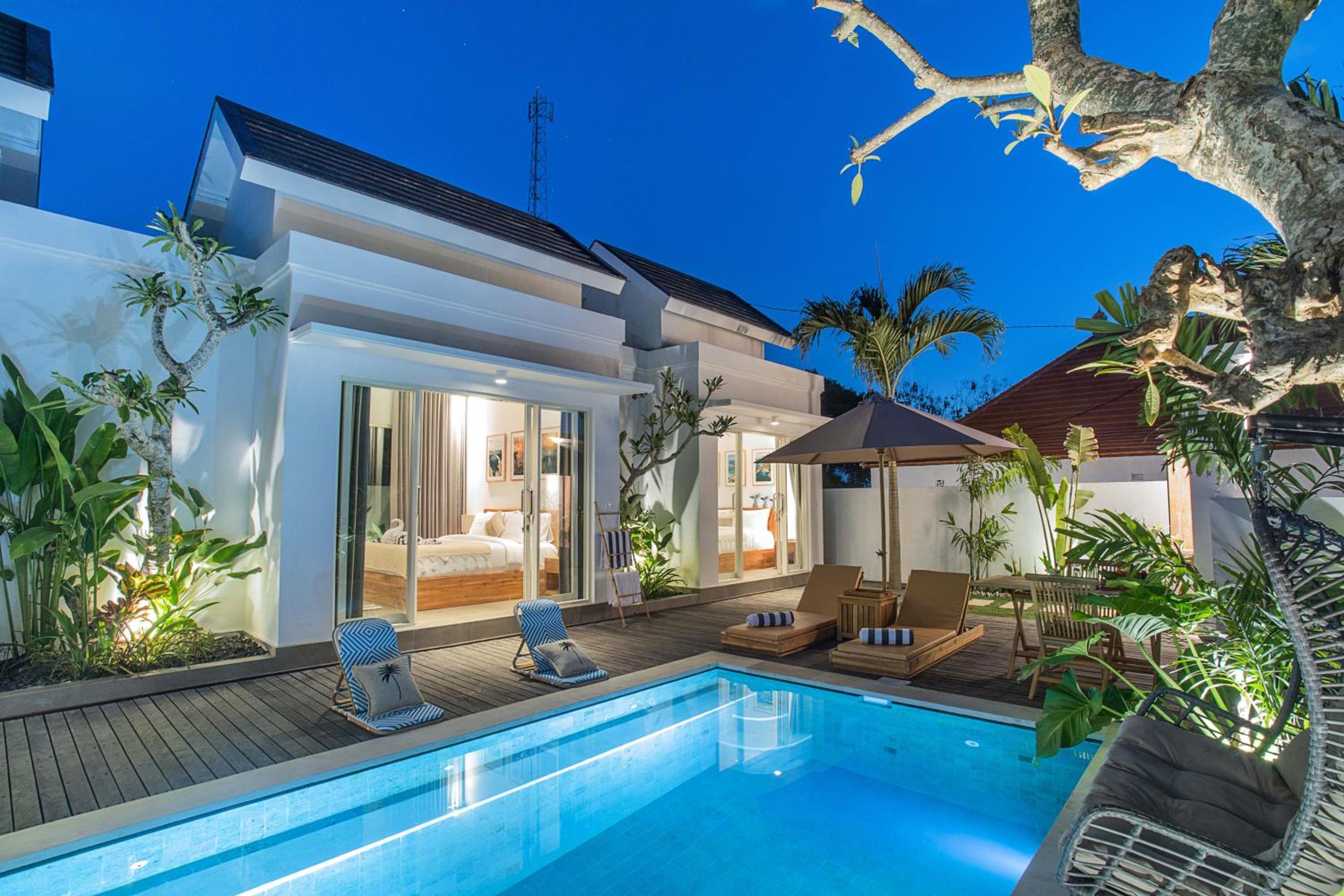 Alas Villa - 3 Bedrooms Private Pool Villas