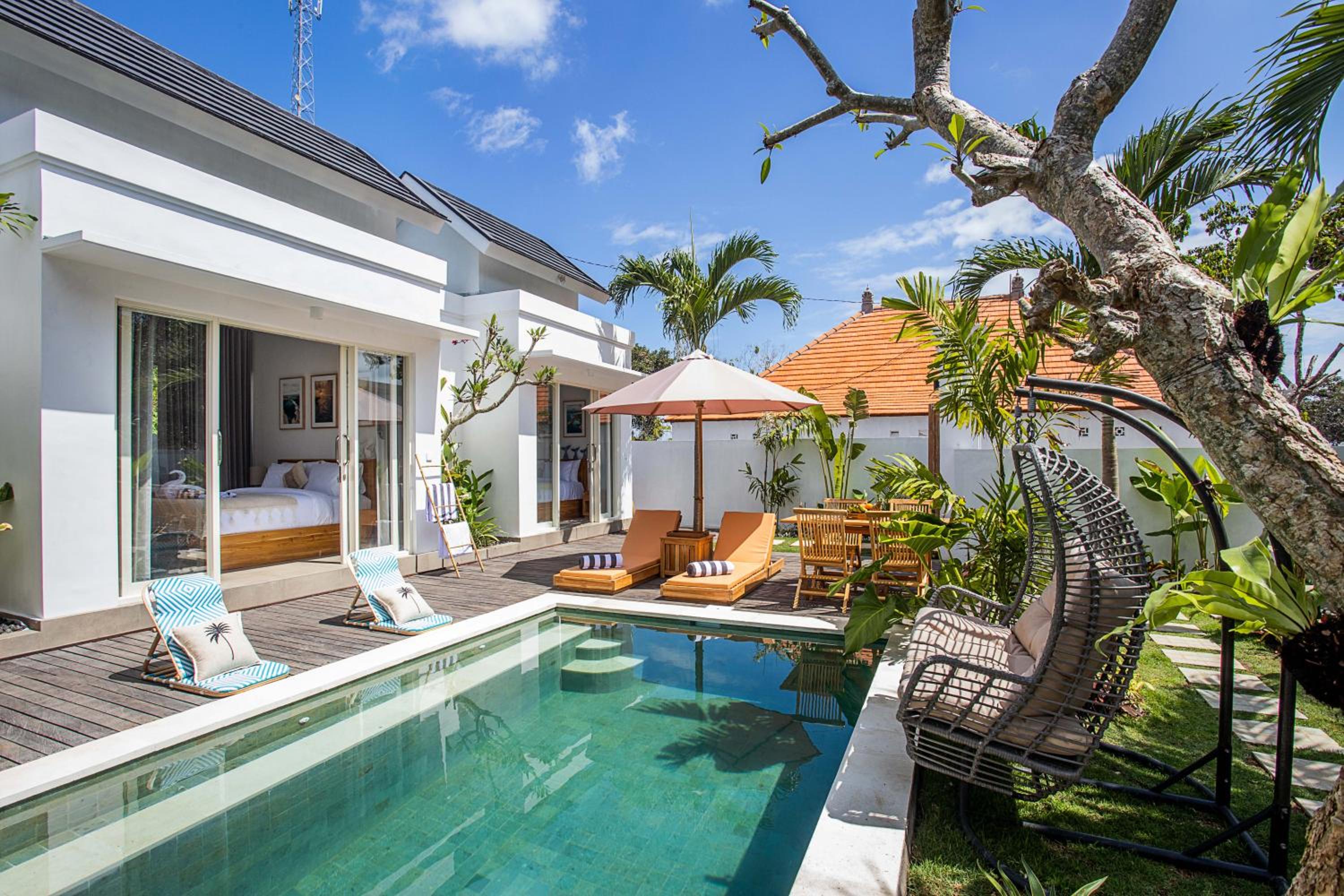 Alas Villa - 3 Bedrooms Private Pool Villas