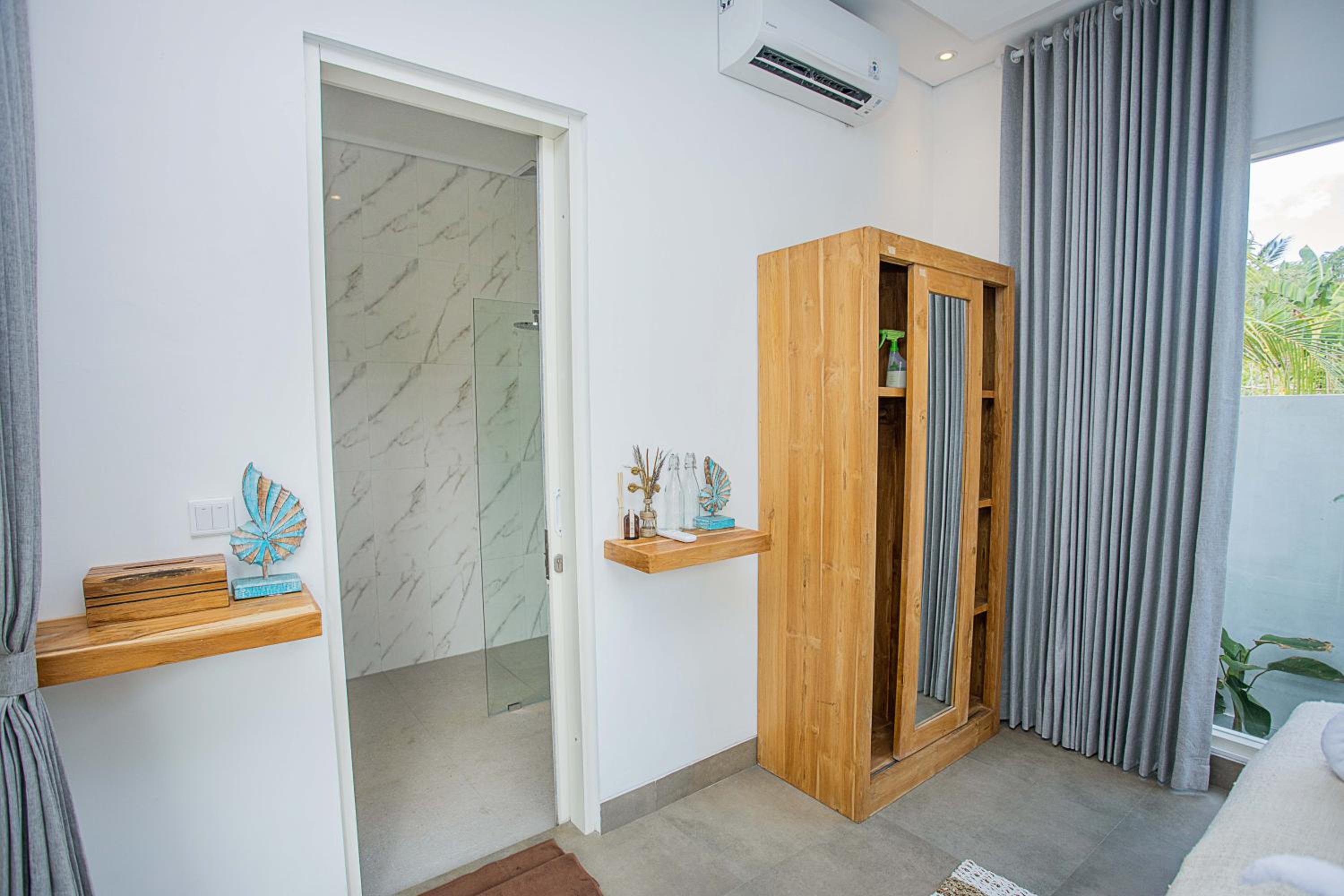 Alas Villa - 3 Bedrooms Private Pool Villas