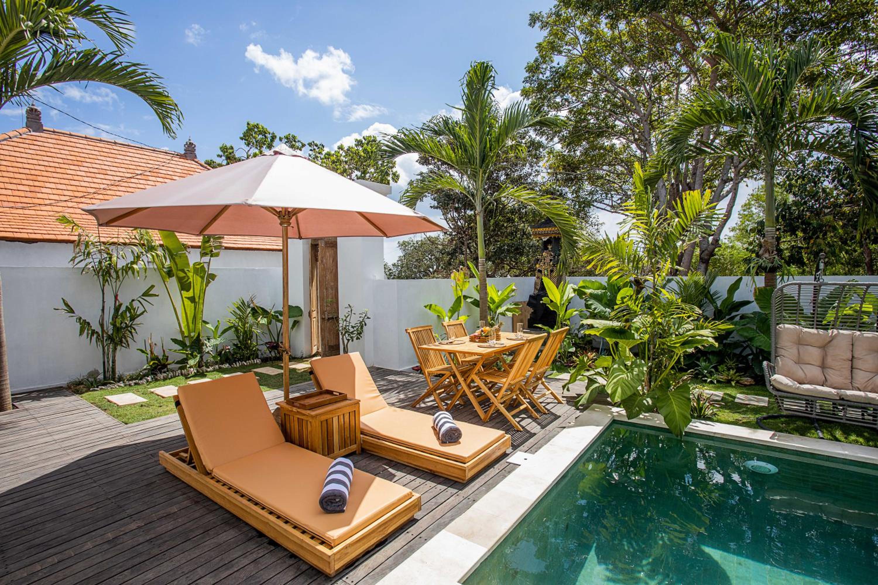 Alas Villa - 3 Bedrooms Private Pool Villas