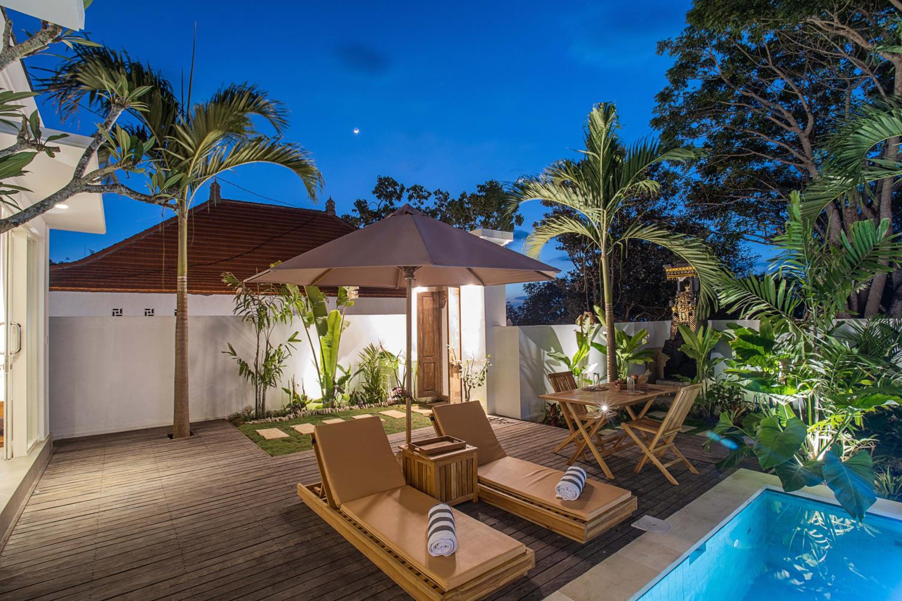 Alas Villa - 3 Bedrooms Private Pool Villas