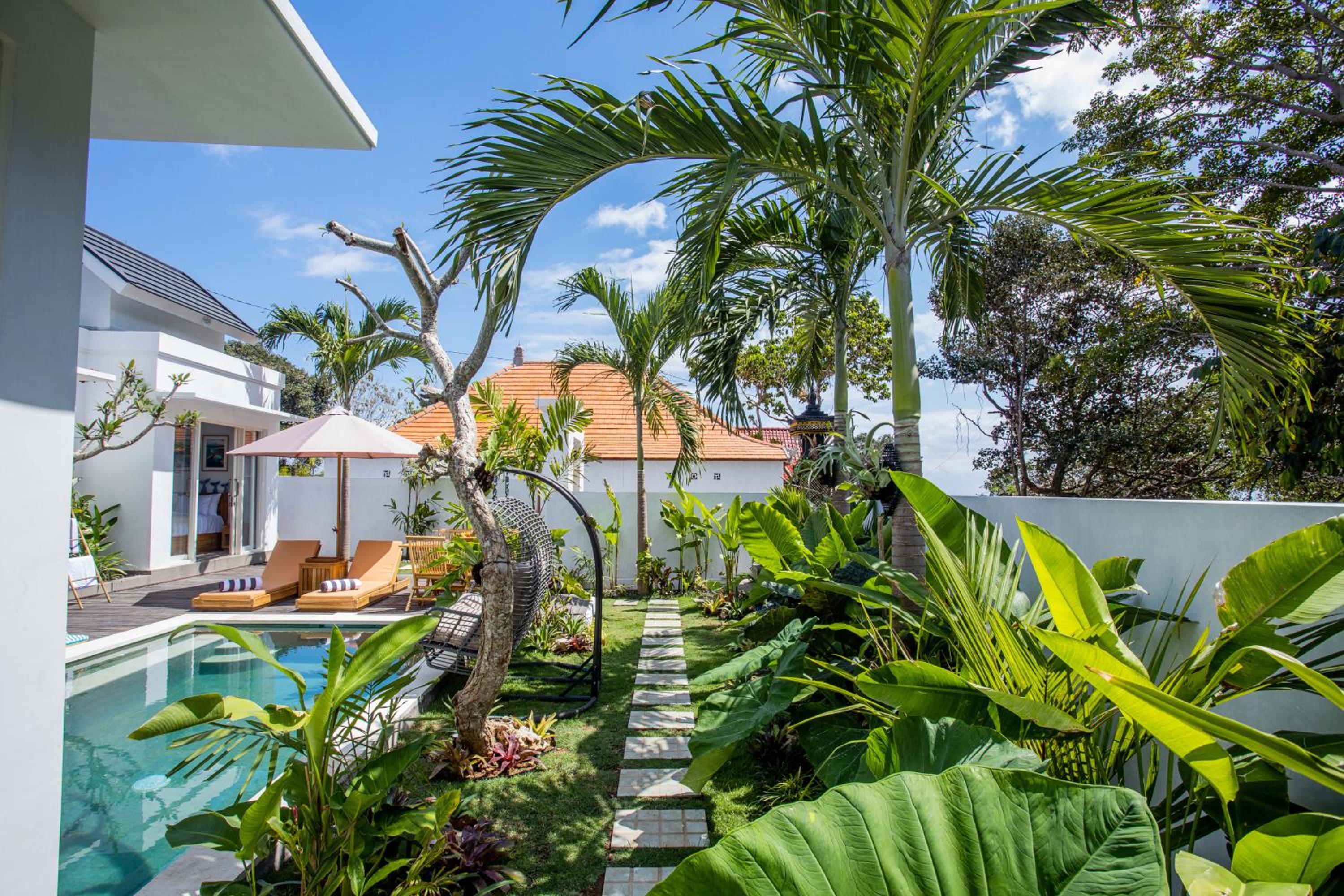 Alas Villa - 3 Bedrooms Private Pool Villas