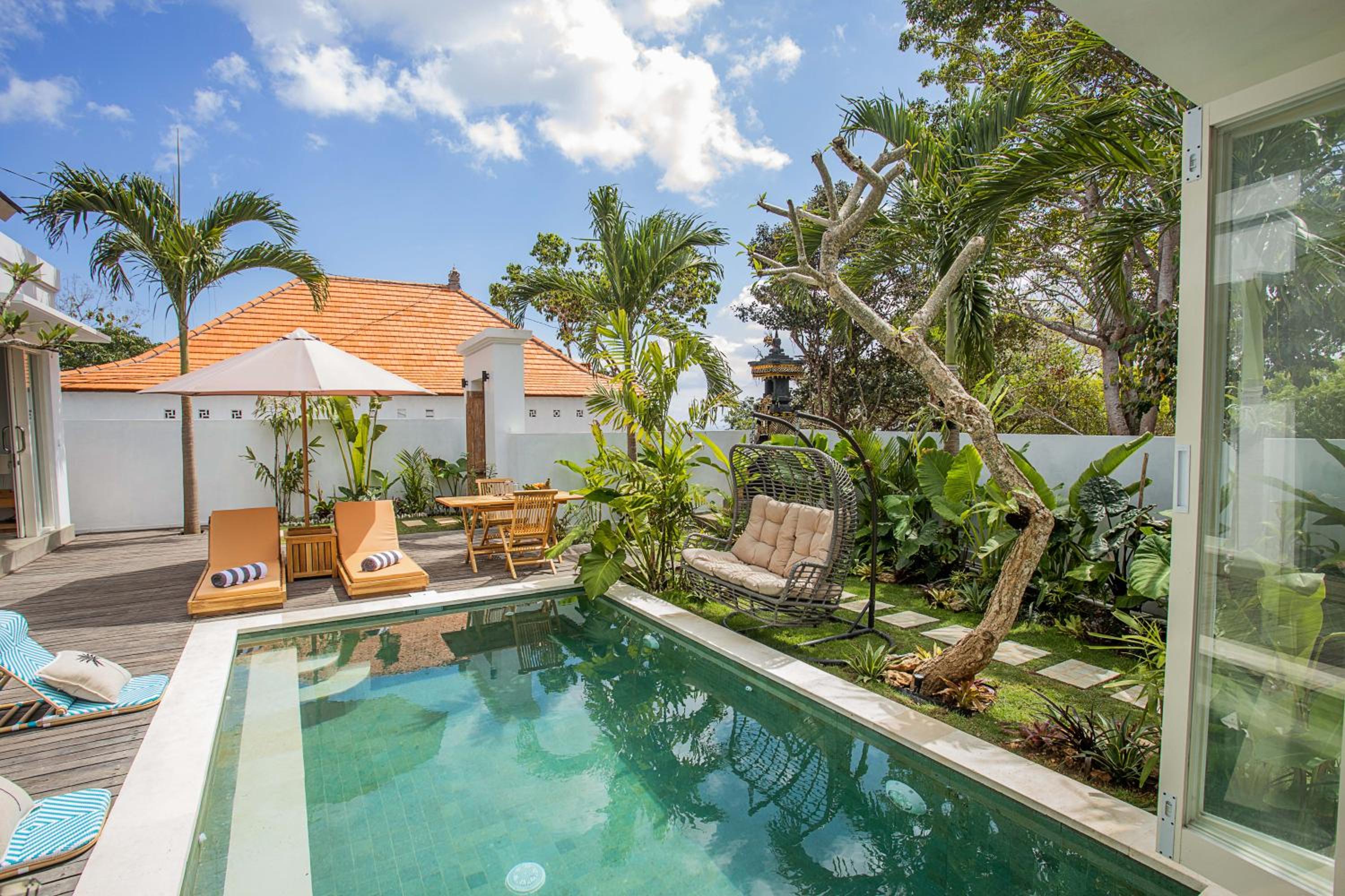 Alas Villa - 3 Bedrooms Private Pool Villas