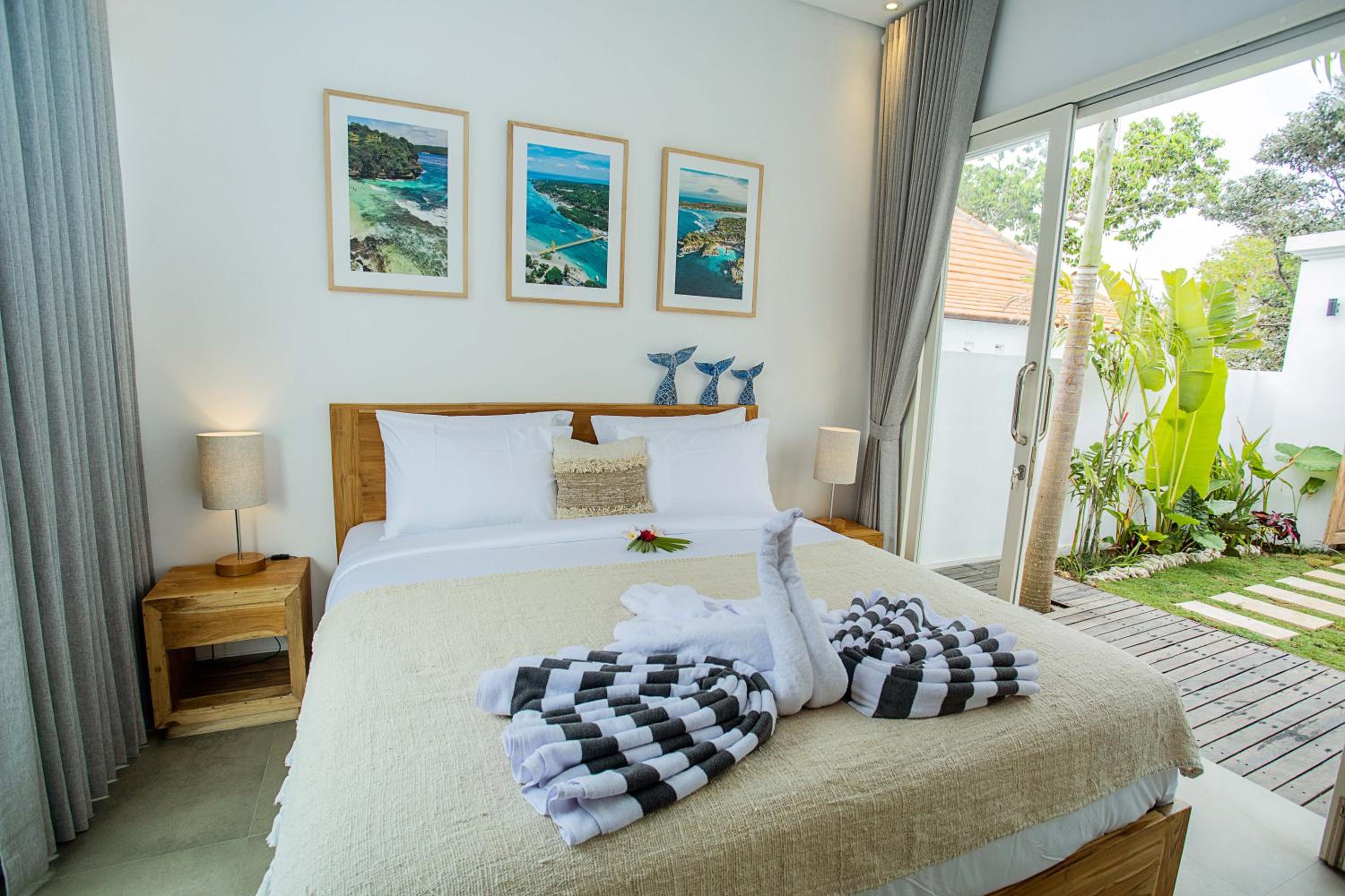 Alas Villa - 3 Bedrooms Private Pool Villas