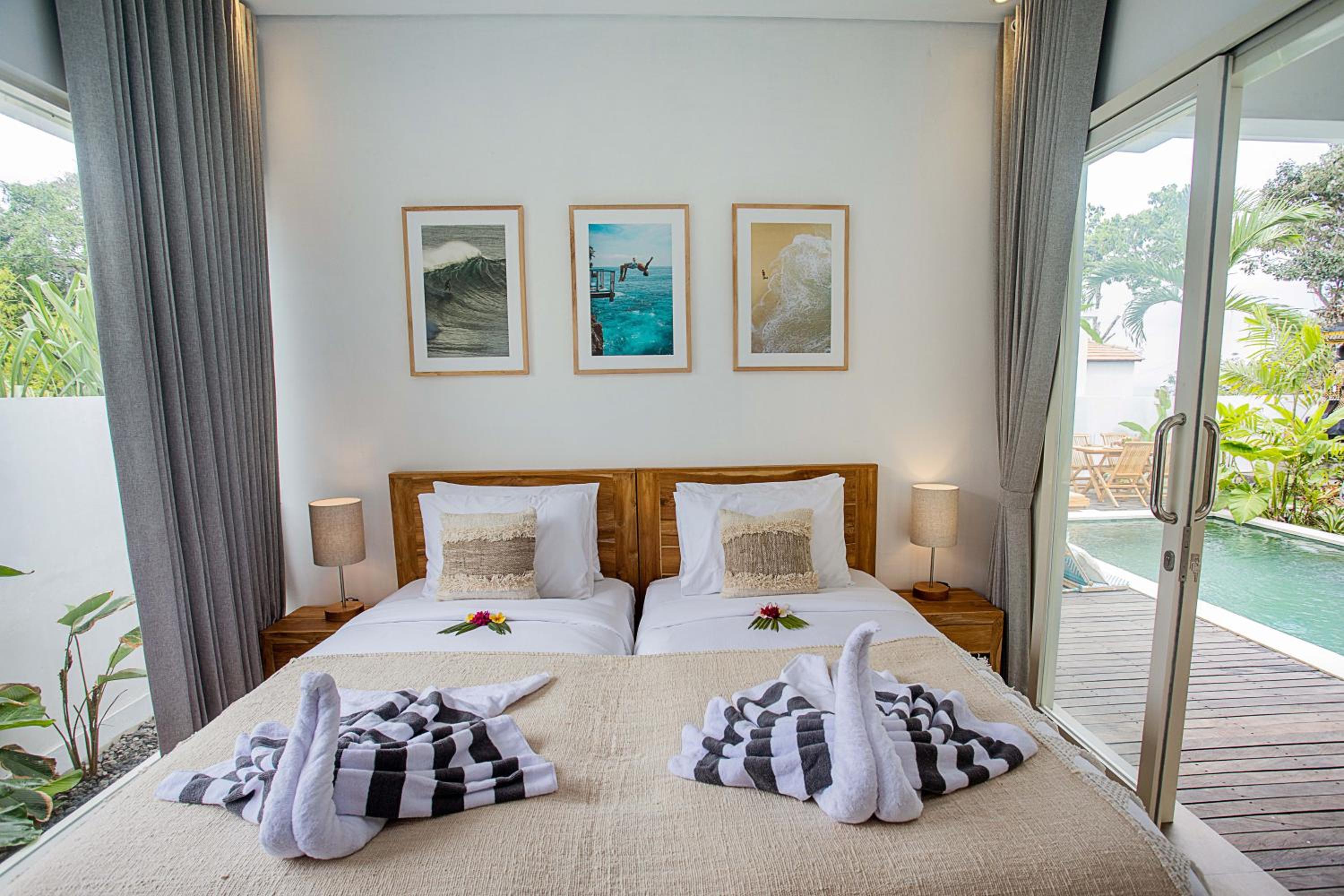 Alas Villa - 3 Bedrooms Private Pool Villas