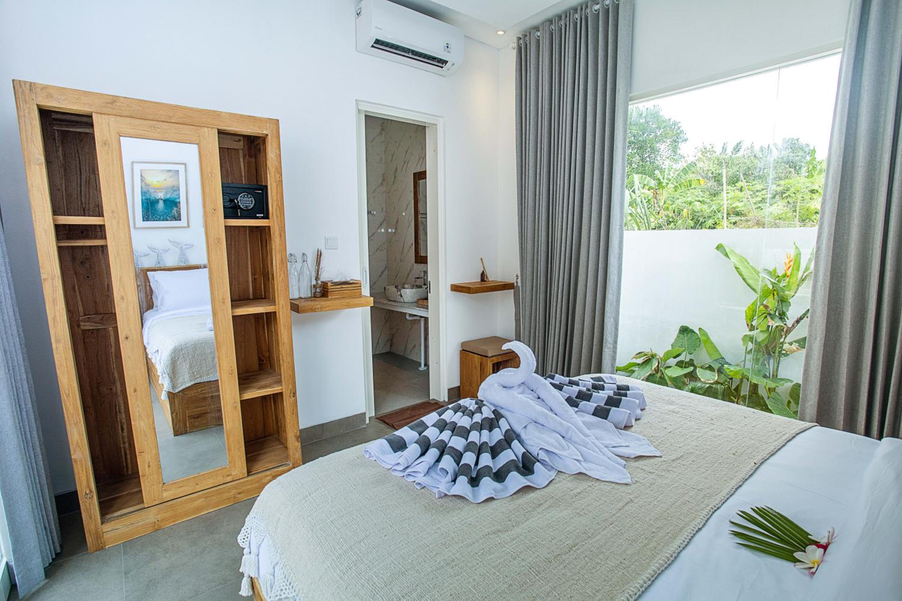 Alas Villa - 3 Bedrooms Private Pool Villas