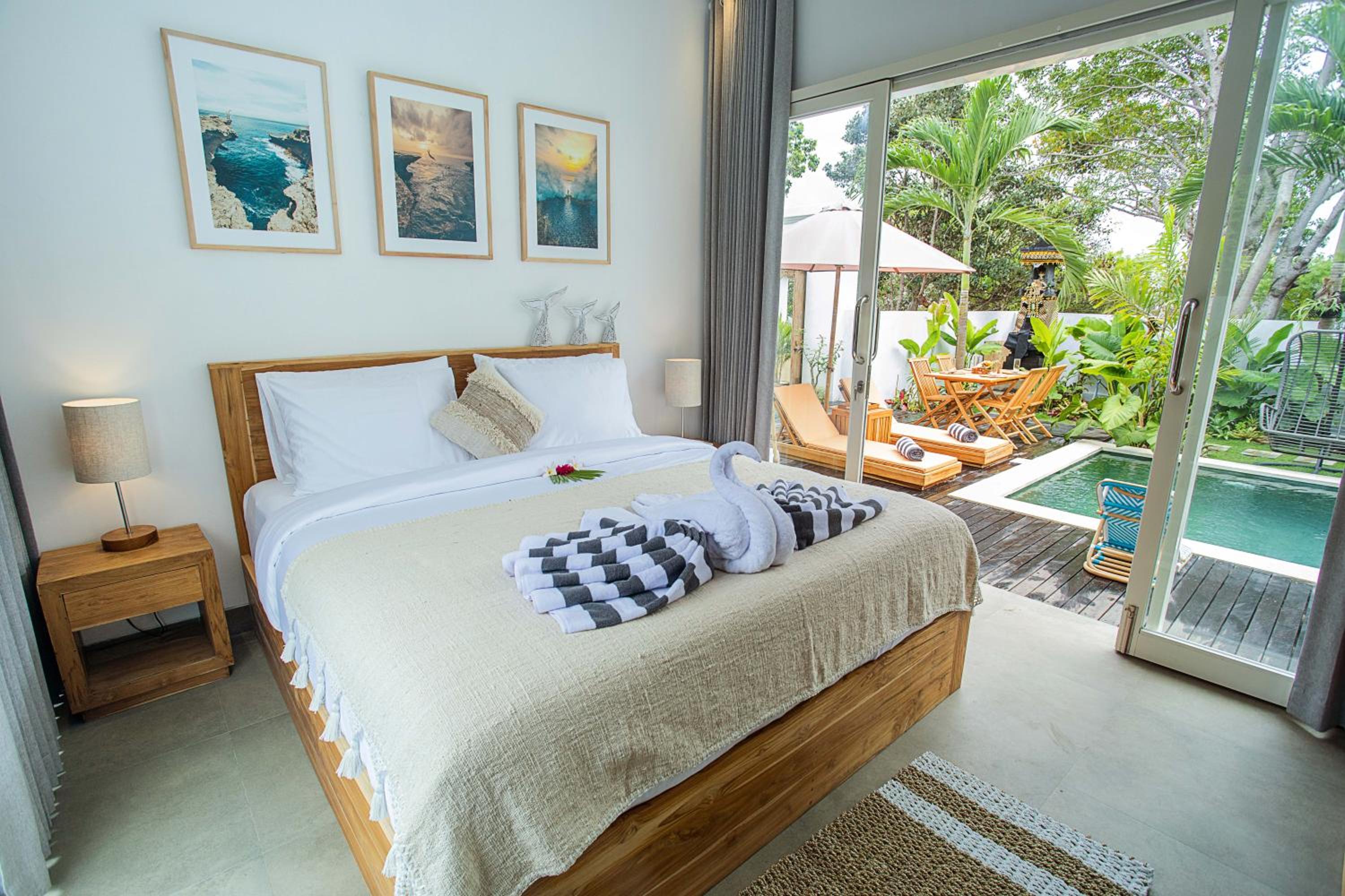 Alas Villa - 3 Bedrooms Private Pool Villas