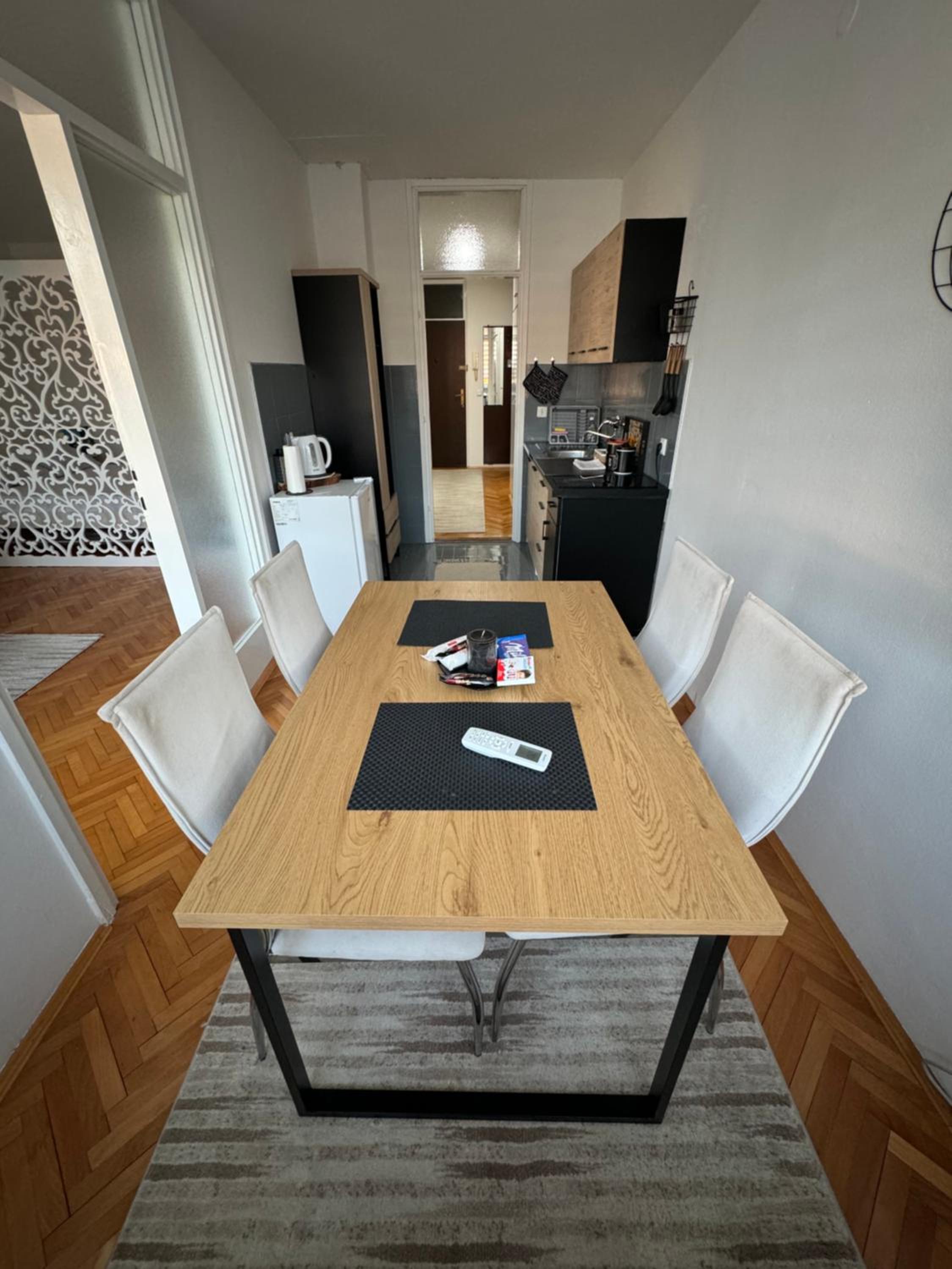 Park Apartment
