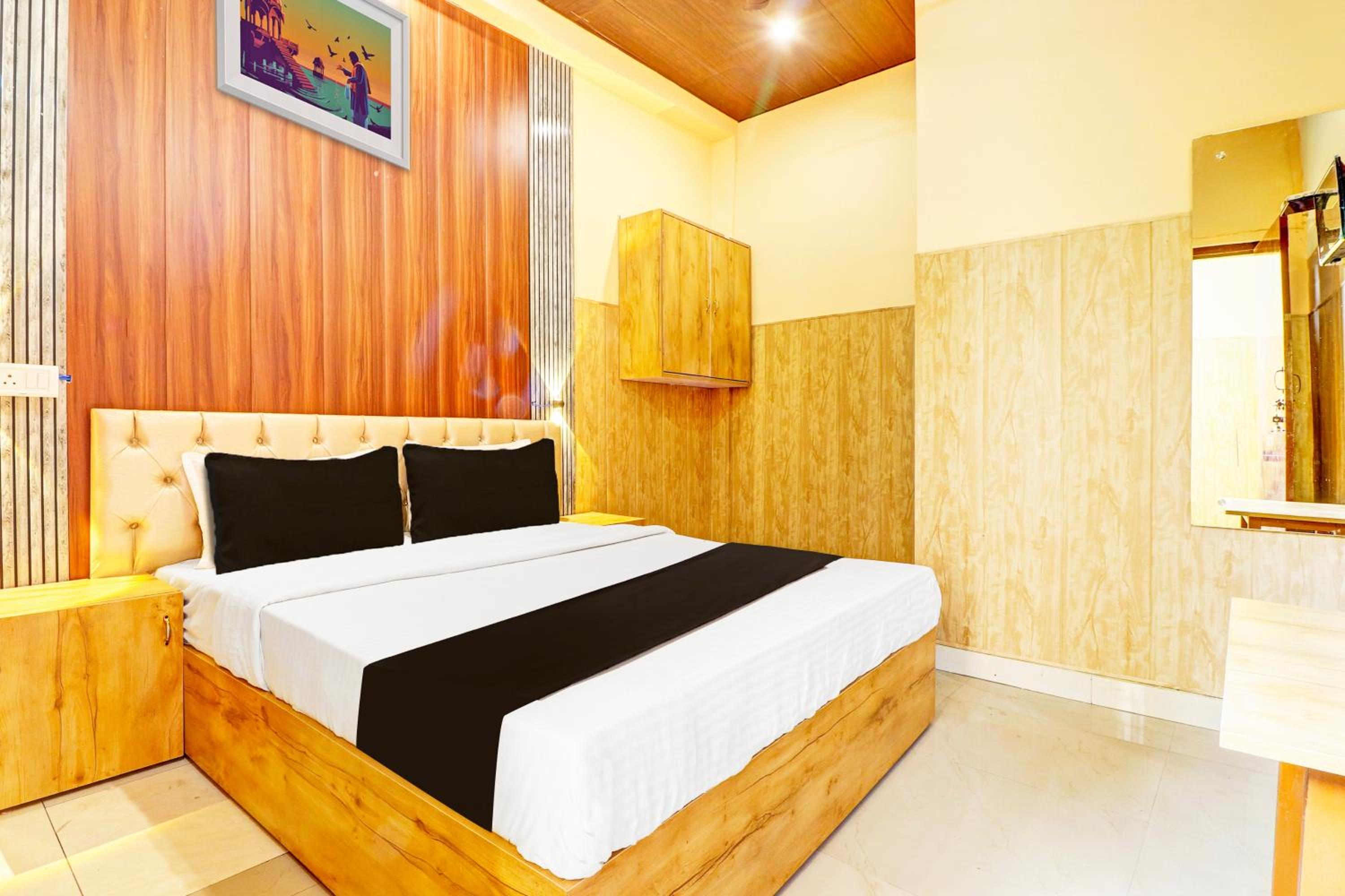 SPOT ON Hotel Kripa