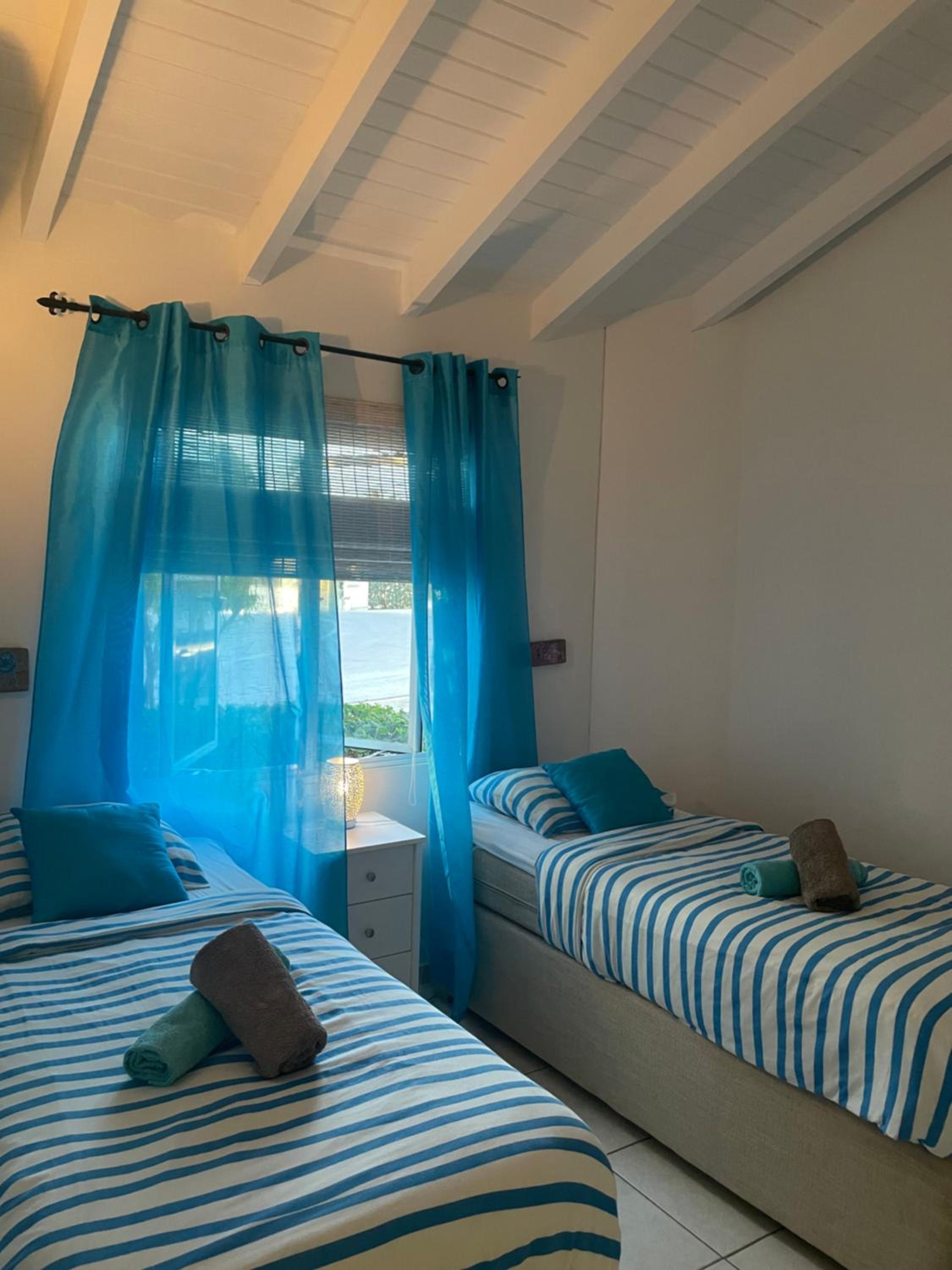 Villa Blue Curacao