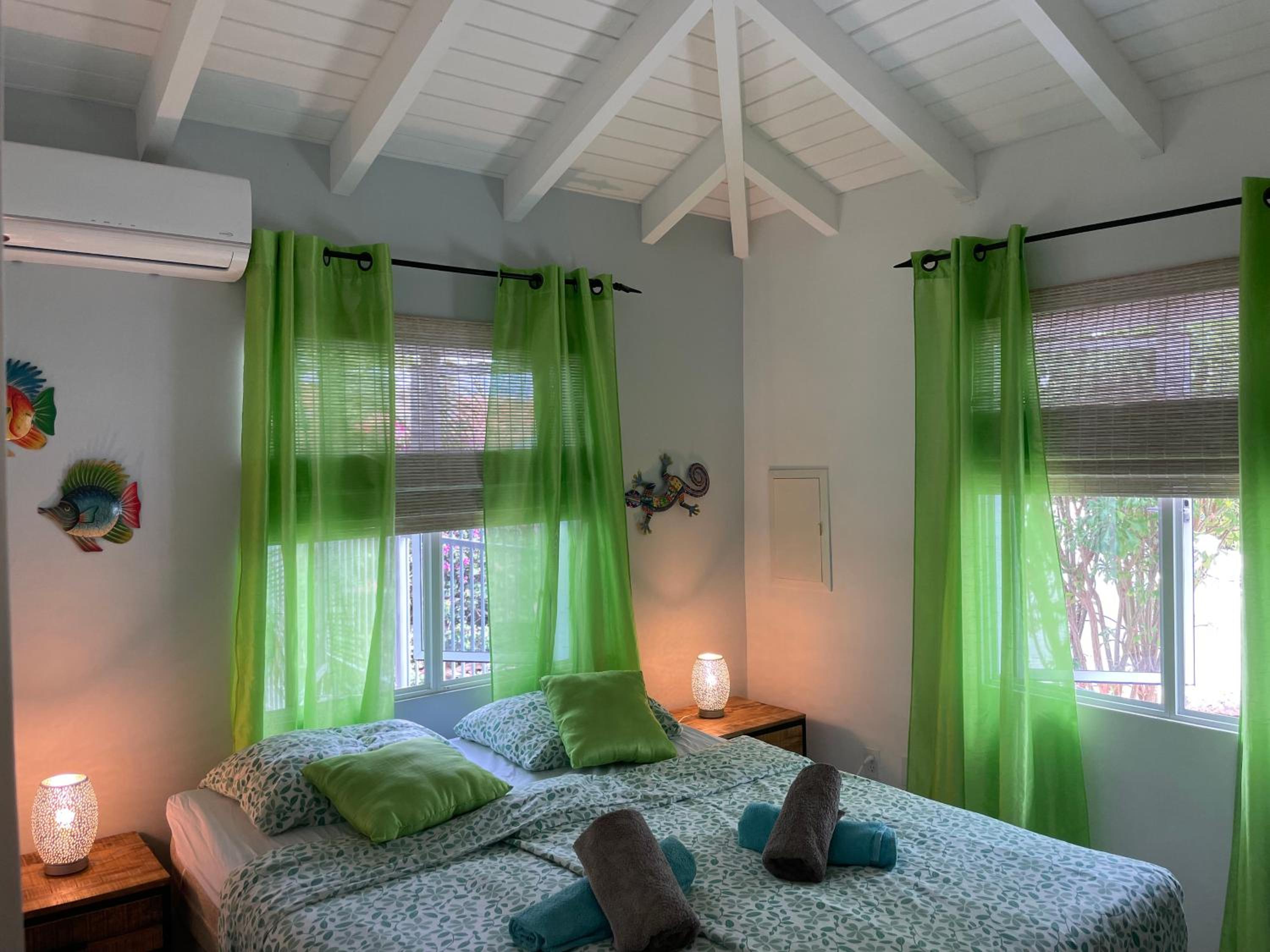 Villa Blue Curacao