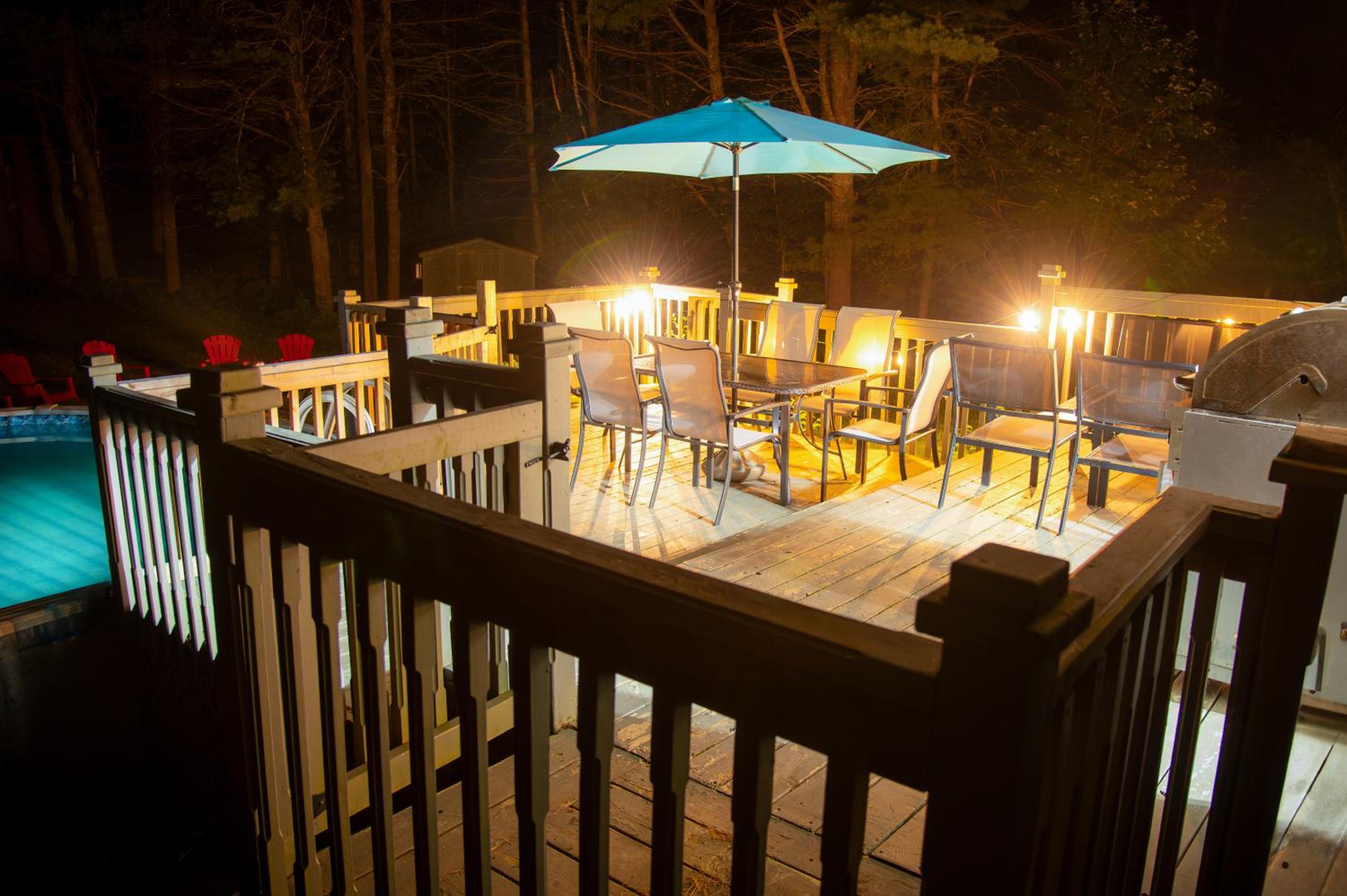 Bancroft Memories I Sleep 16 I BBQ l POOL