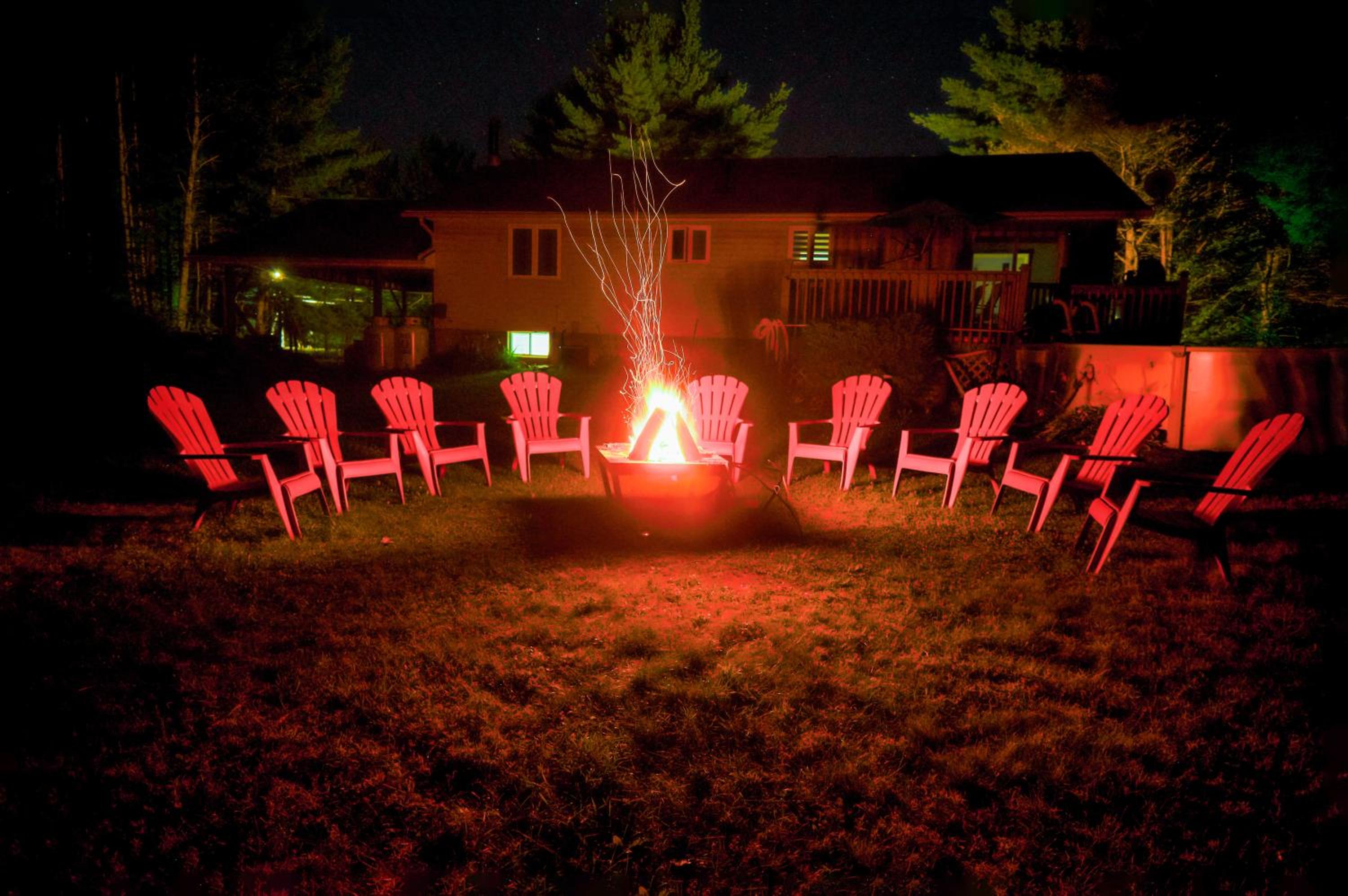 Bancroft Memories I Sleep 16 I BBQ l POOL
