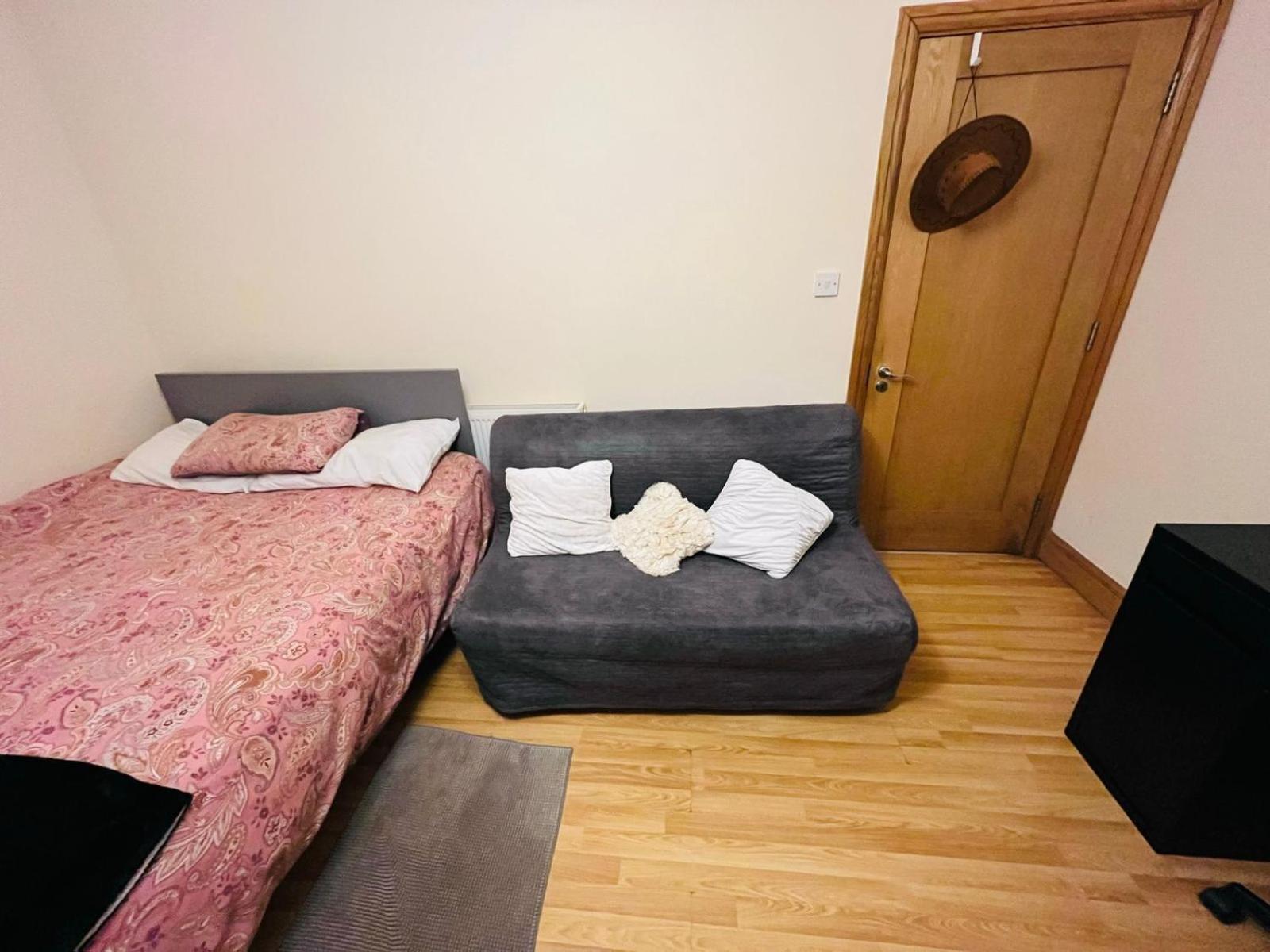 Dormitorio Grande D08