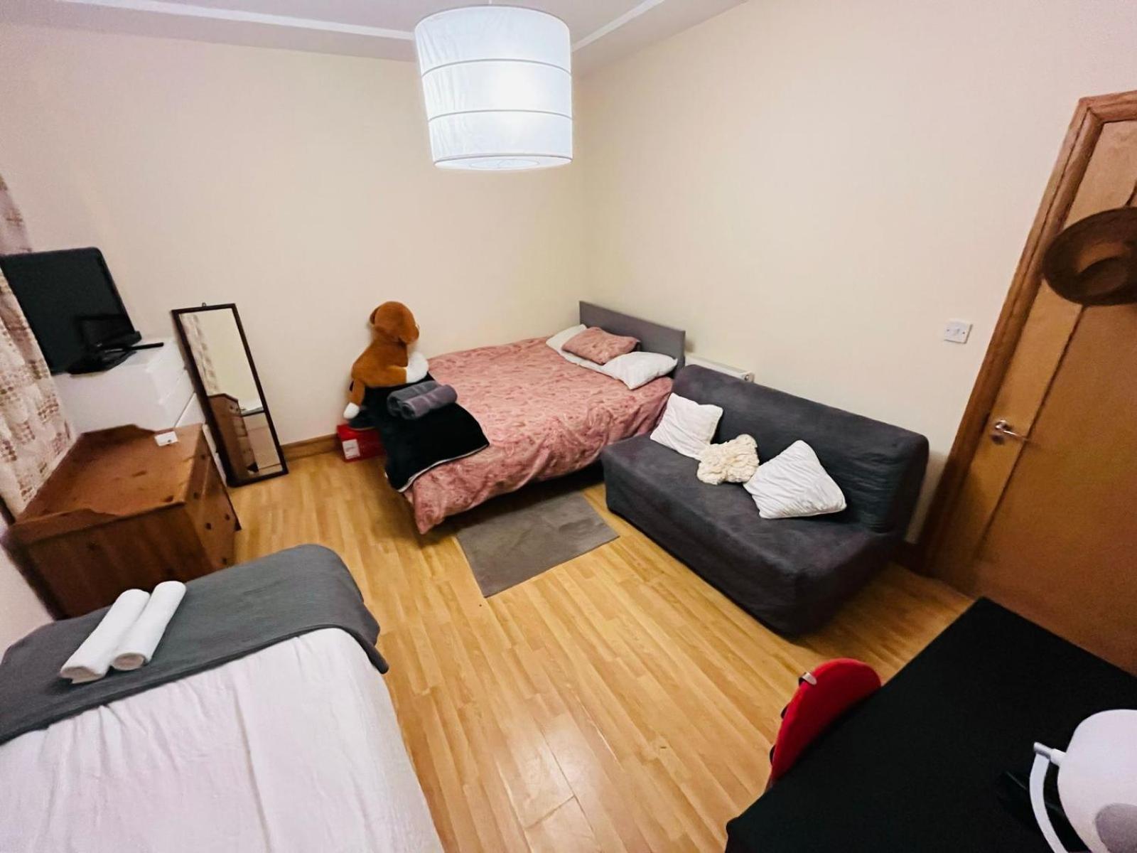 Dormitorio Grande D08