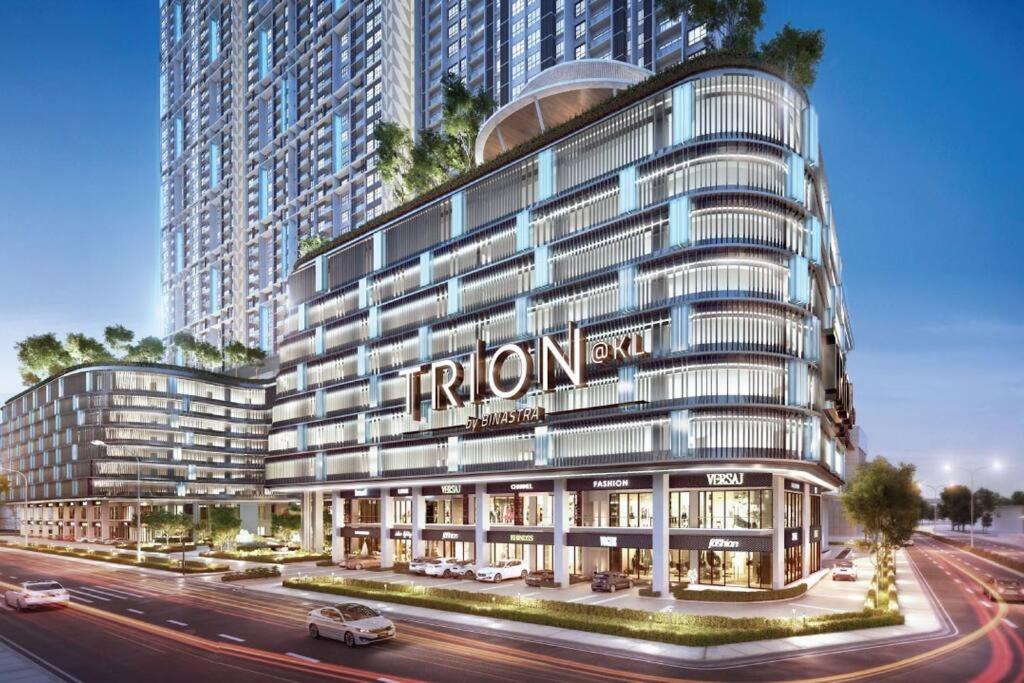 Cozy KLCC view studio suites Trion B4508 KL