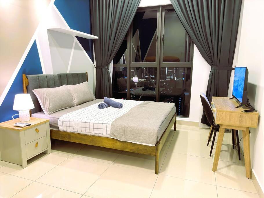 Cozy KLCC view studio suites Trion B4508 KL