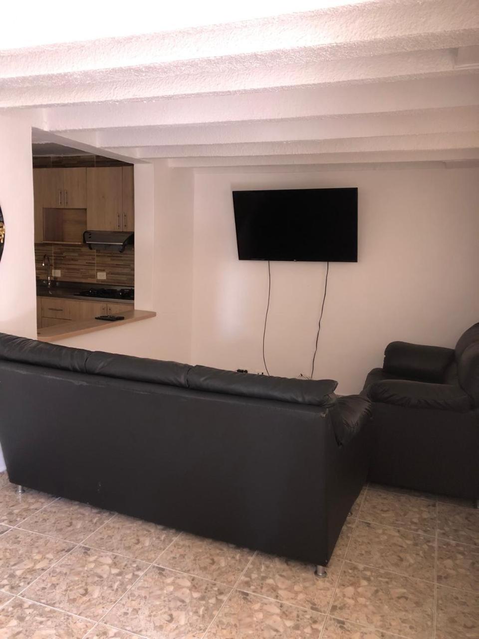 Habitación en Casa Semi-campestre cerca a Universidad San Buenaventura