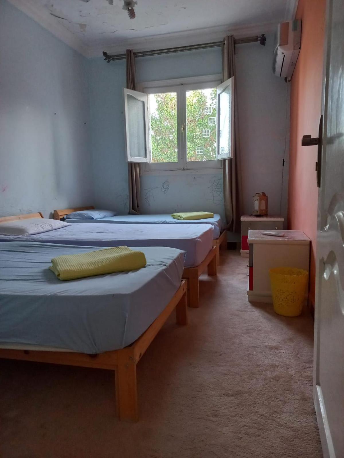 Room in 2 minutes from the beach view 5