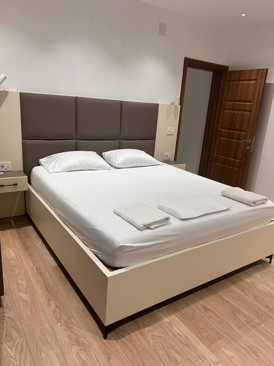 Boci rooms