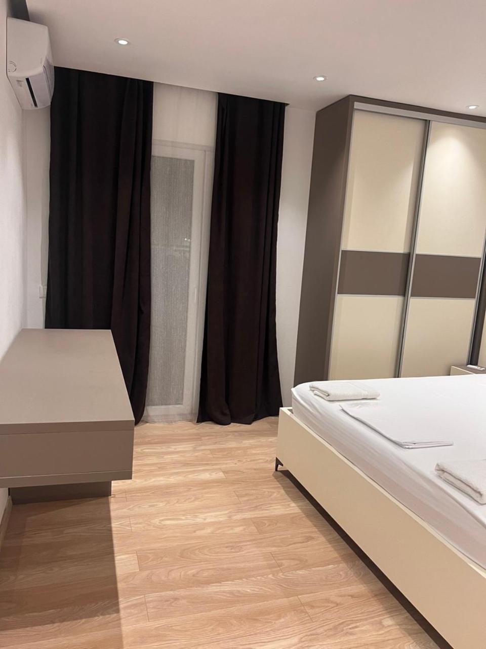 Boci rooms