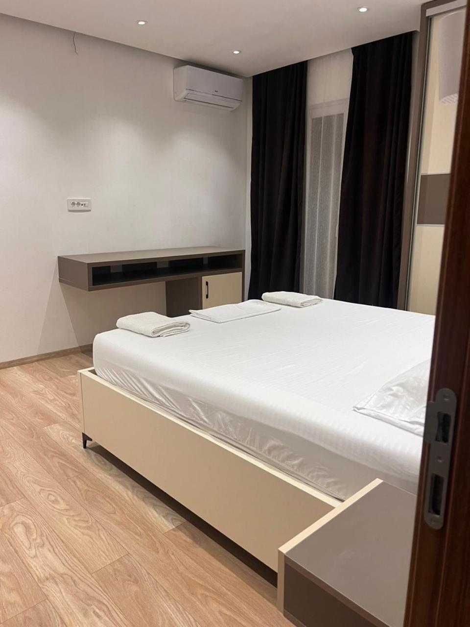 Boci rooms