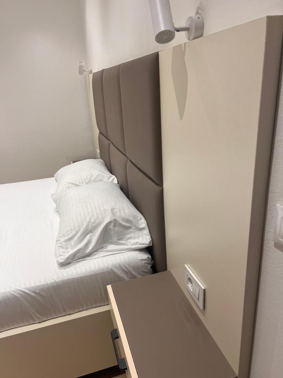 Boci rooms