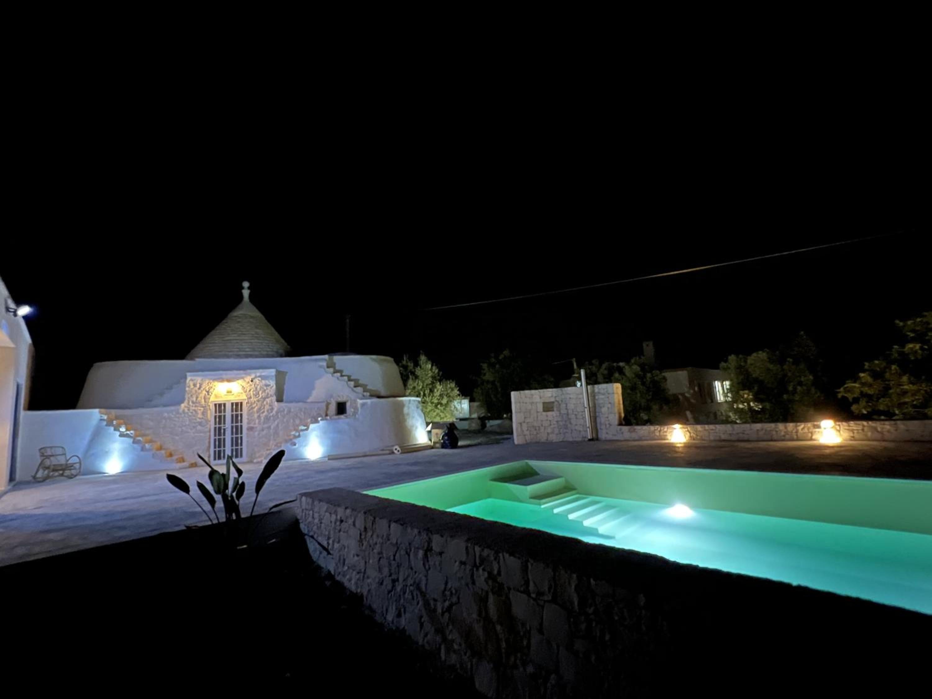 Rock'n'Trullo 4 bedroom privatepool by TripOstuni view 3