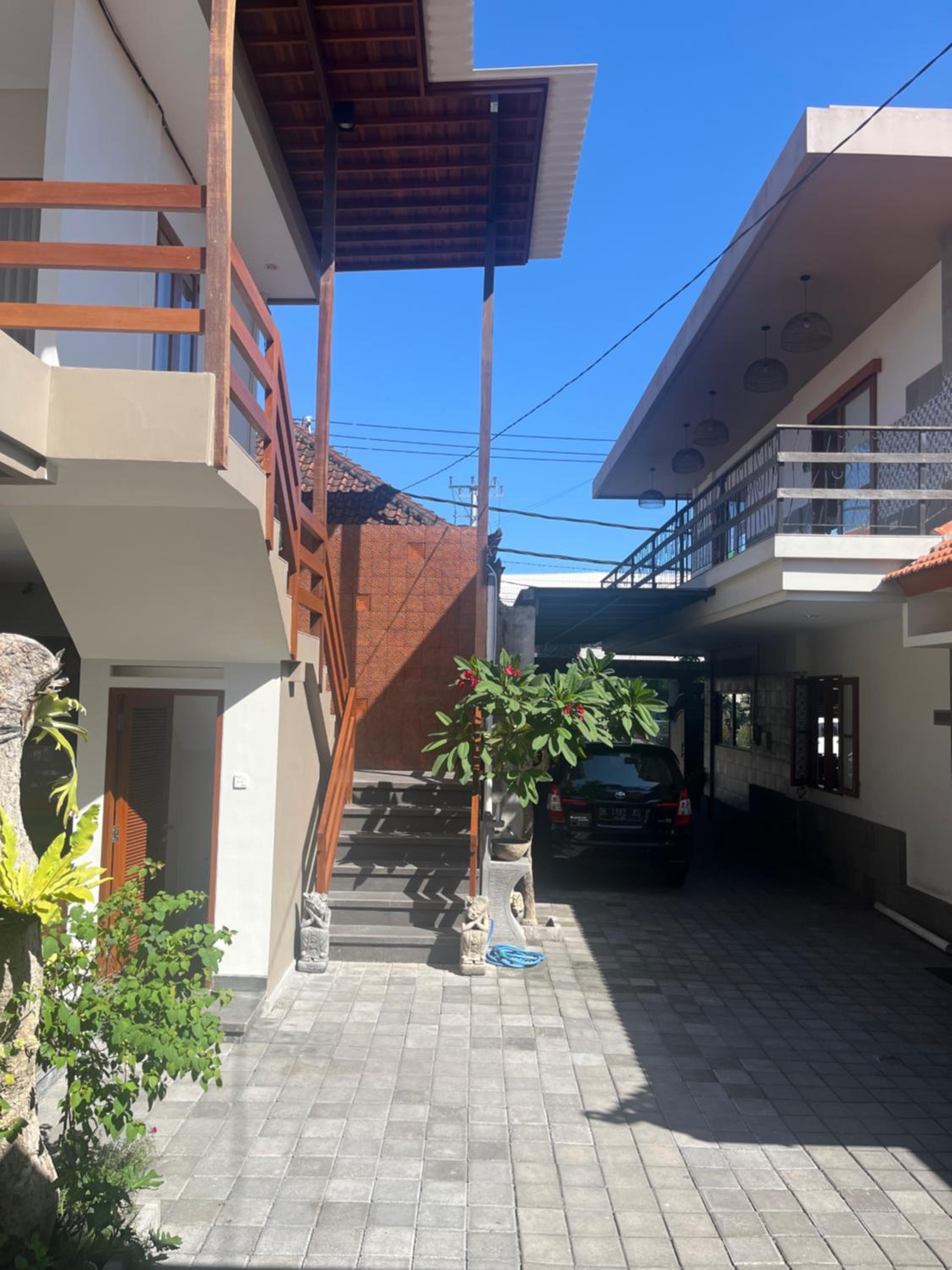 Calandra house