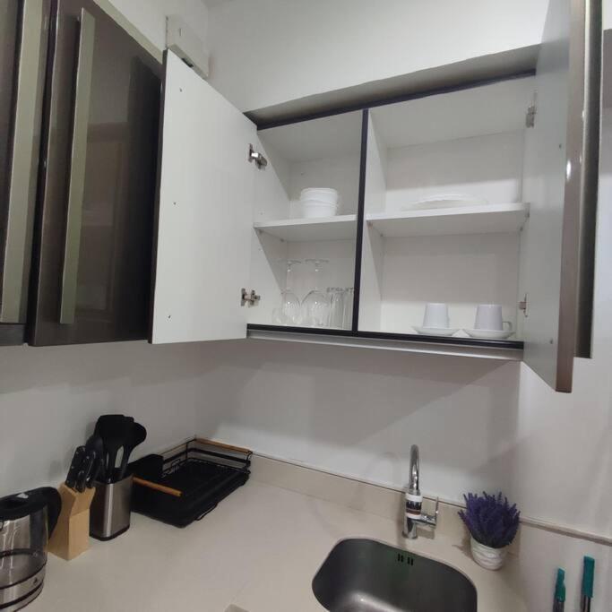 Spacious 1BR Milano by Versace in Makati view 5