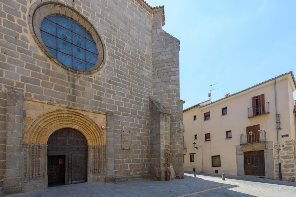 APT - Plaza Mayor of Ávila - 1 min Alcazar view 4