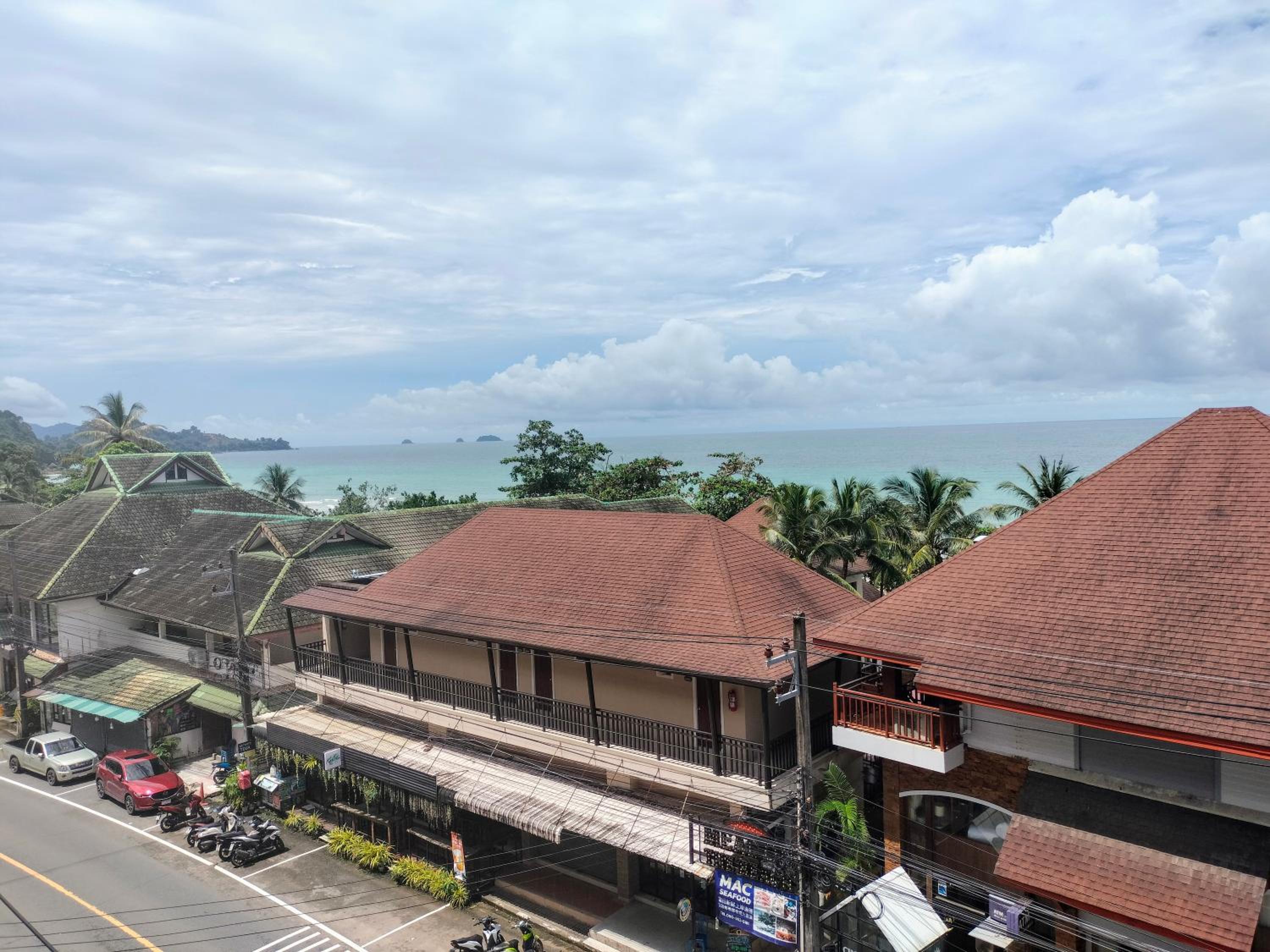 Baan Saikao Plaza Hotel & Service Apartment