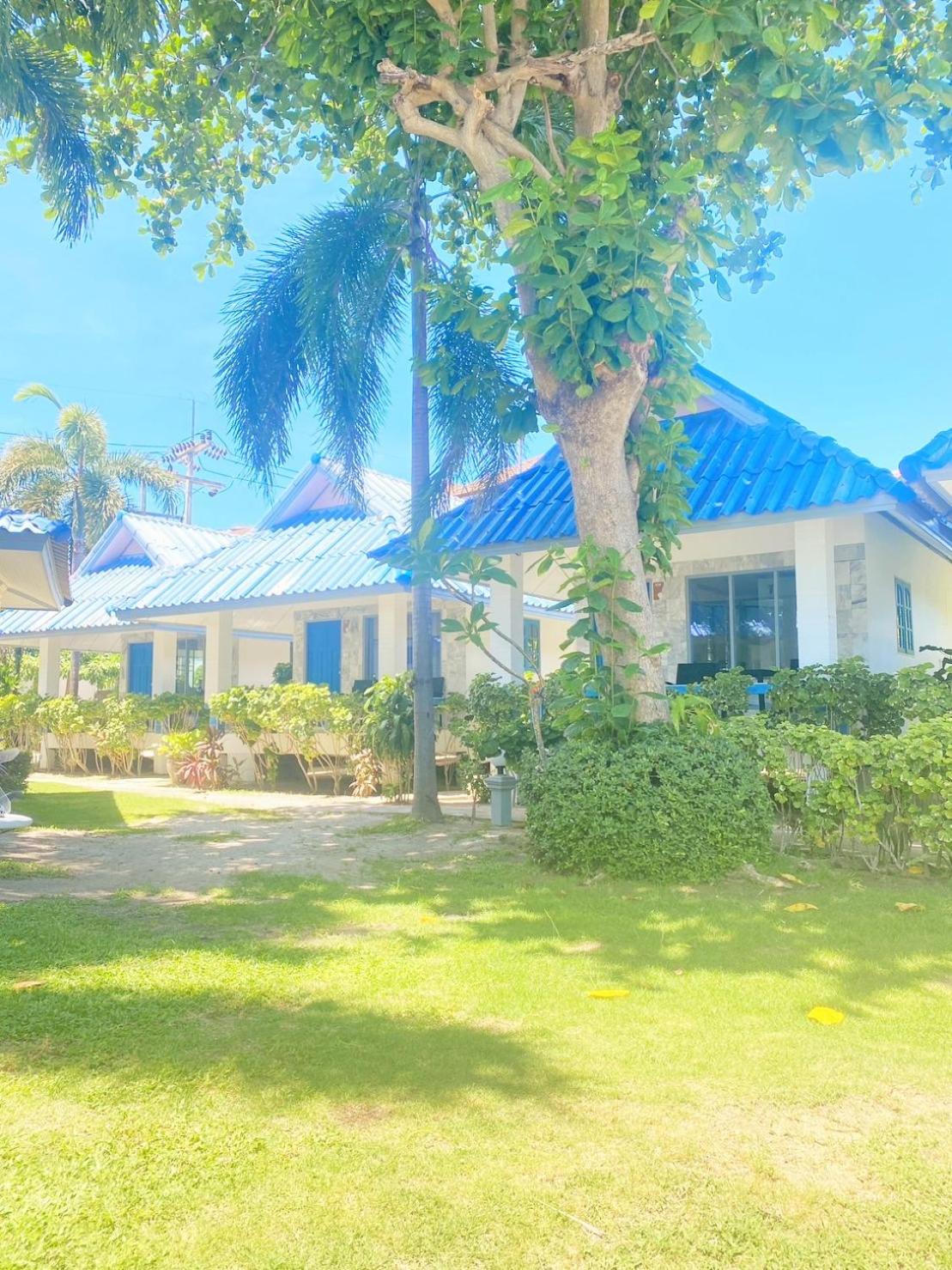 Sunset Beach Villas