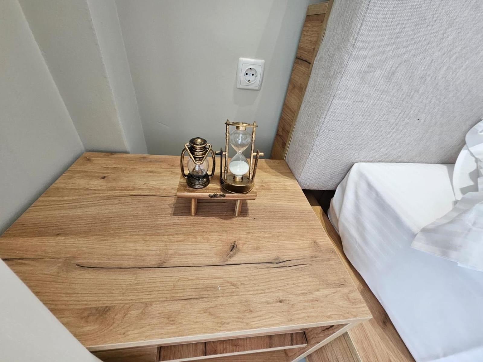 Agora luxury Flat 2 view 3