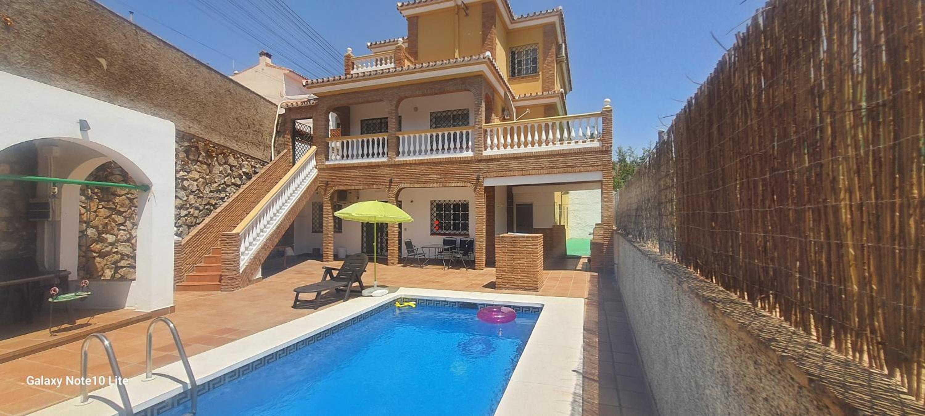 Uc Villa