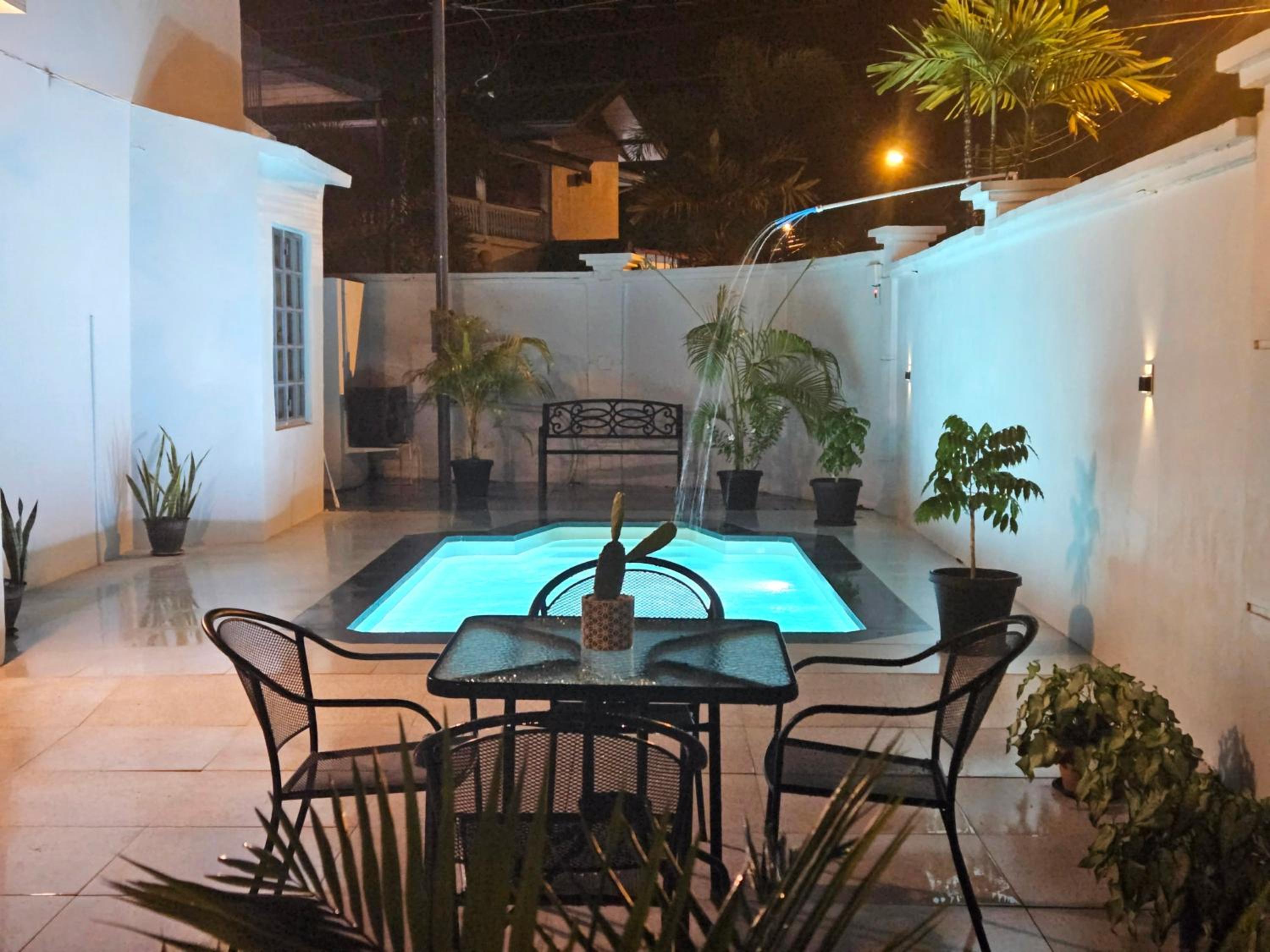 Gated Riverside Studio Apartment view 2