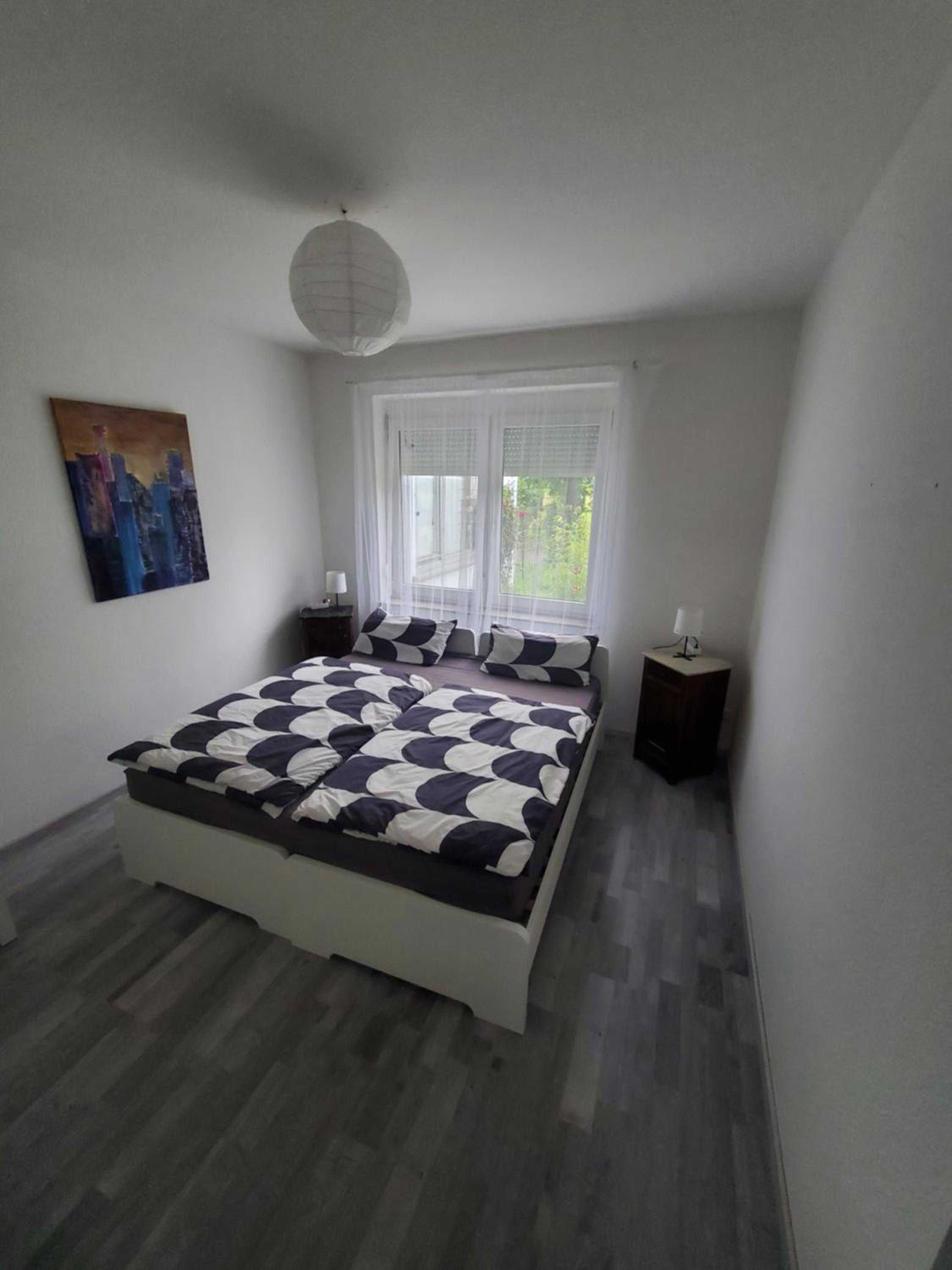 Große 3 Zi Wohnung auf der Pferde Farm