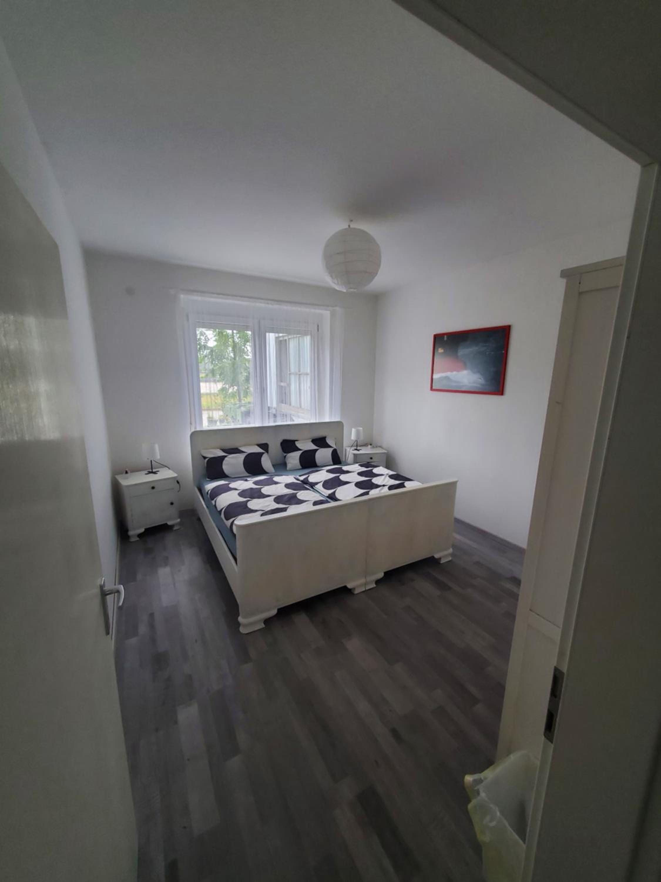 Große 3 Zi Wohnung auf der Pferde Farm
