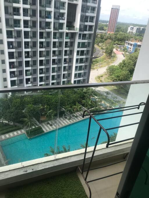 Cozy Cybersquare Apex Pool View Free Parking With Wifi & Netflix 162 photo 2
