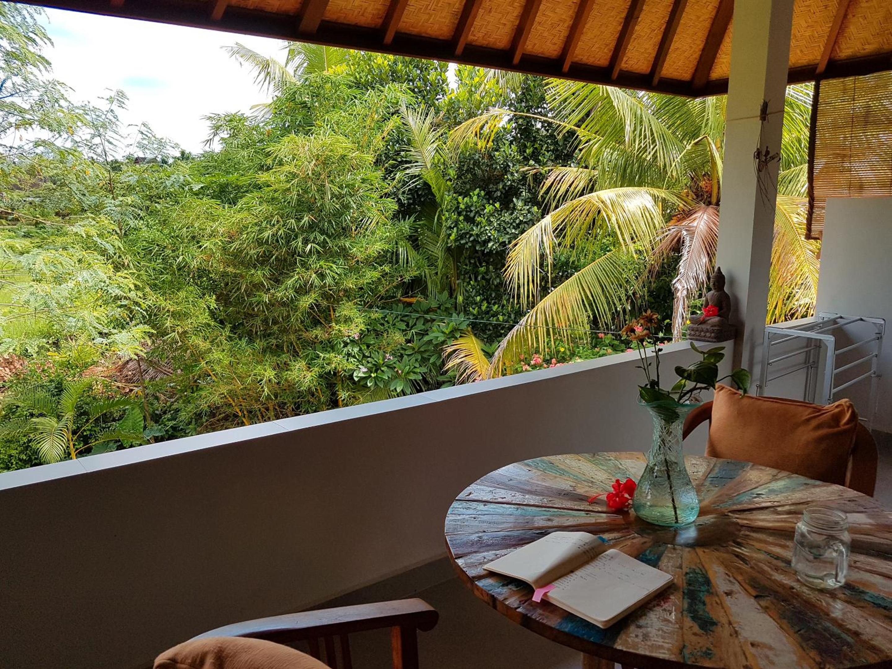 Santra Putra Guesthouse at Karja Art Space view 3