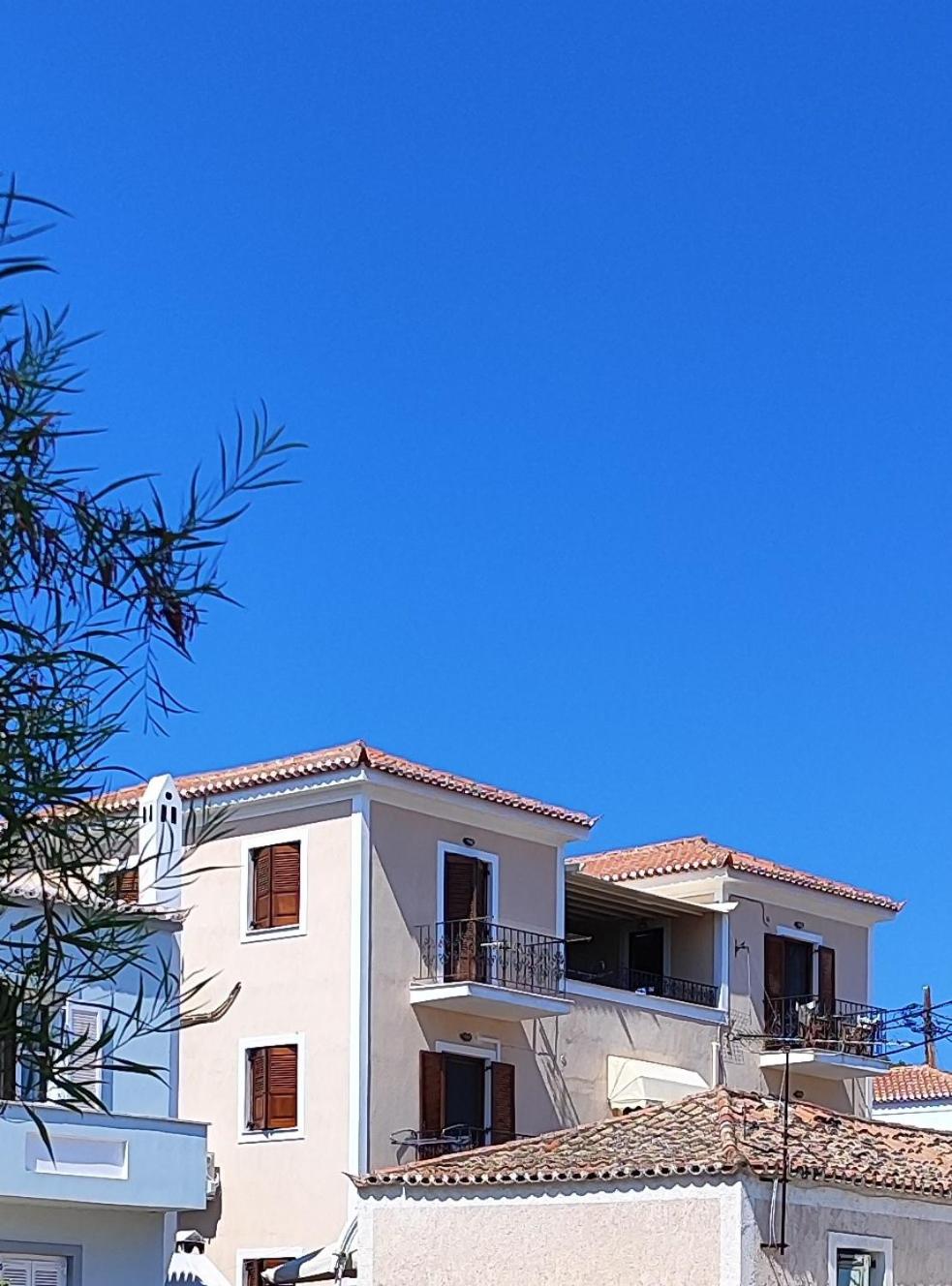 GDE Spetses 3BR apartment1 photo 3