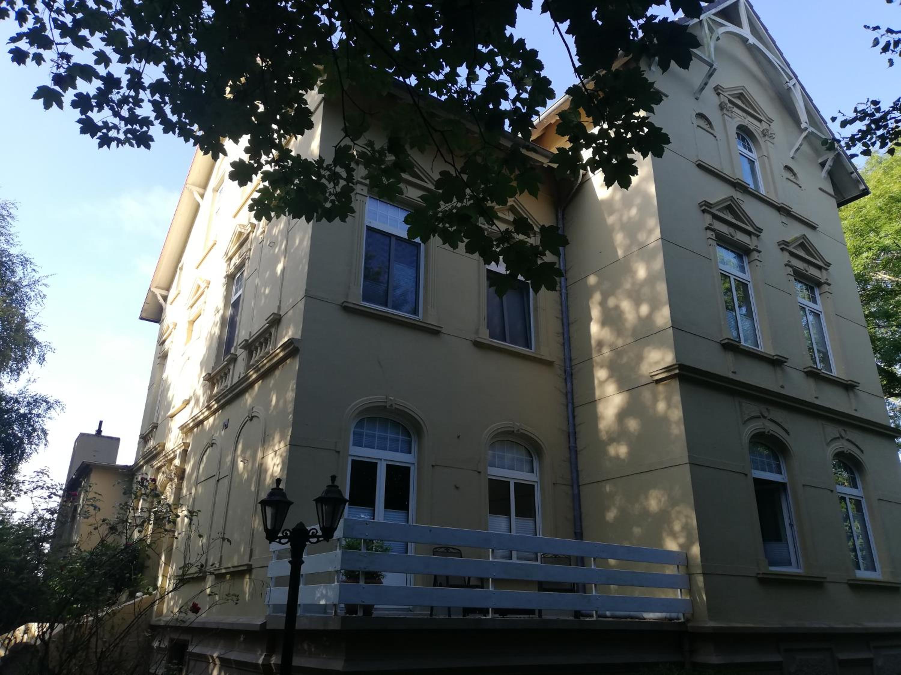 Emily's Deichbude in einer historischen Villa in Dornumersiel