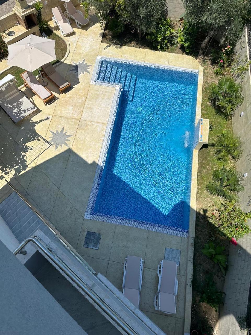 Villa Holiday Apartments view 3
