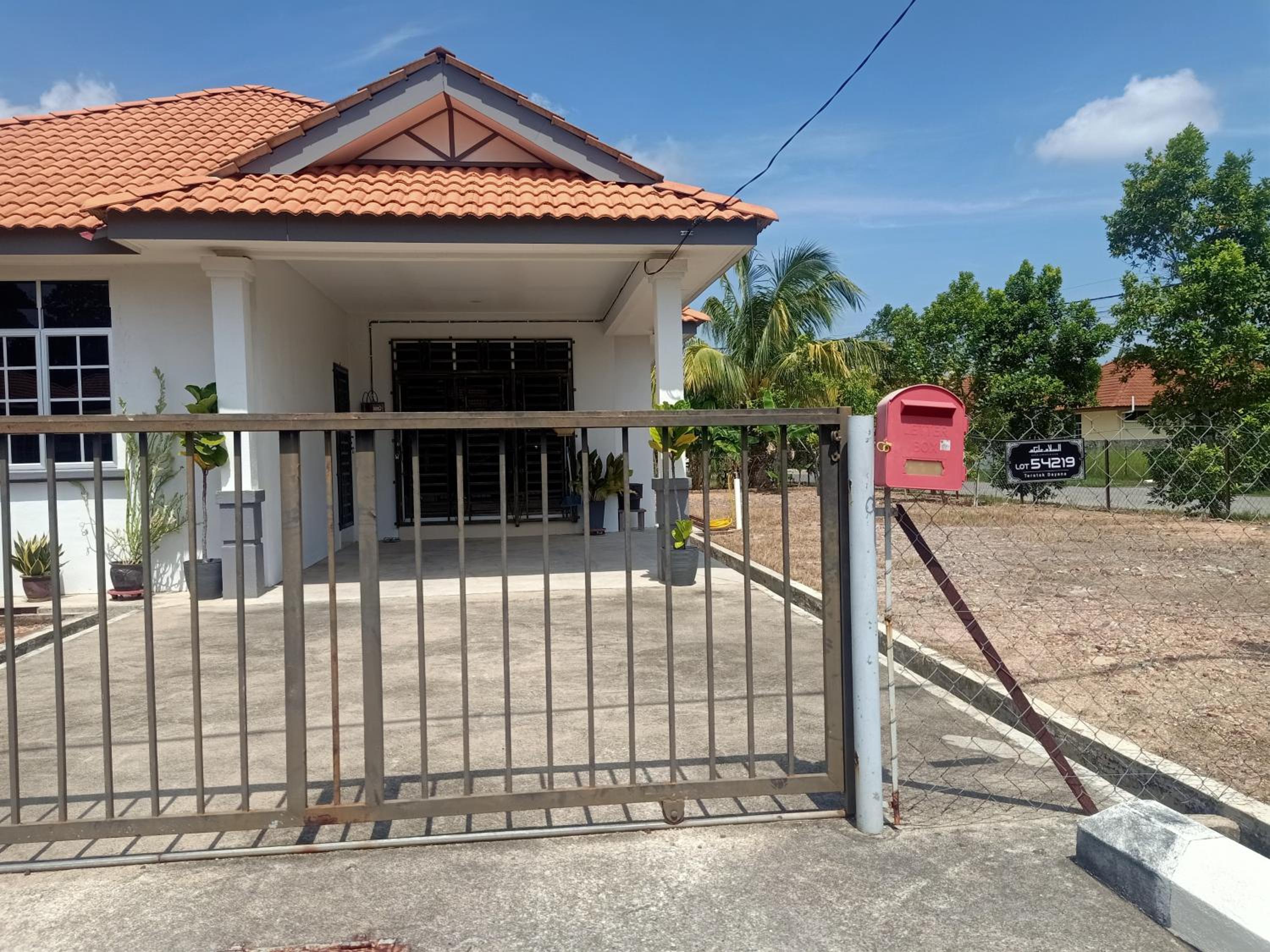 D'yanaMuslim Homestay photo 2