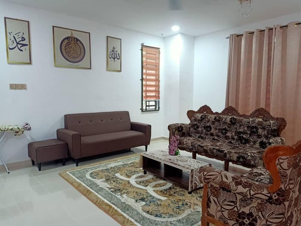 D'yanaMuslim Homestay photo 4